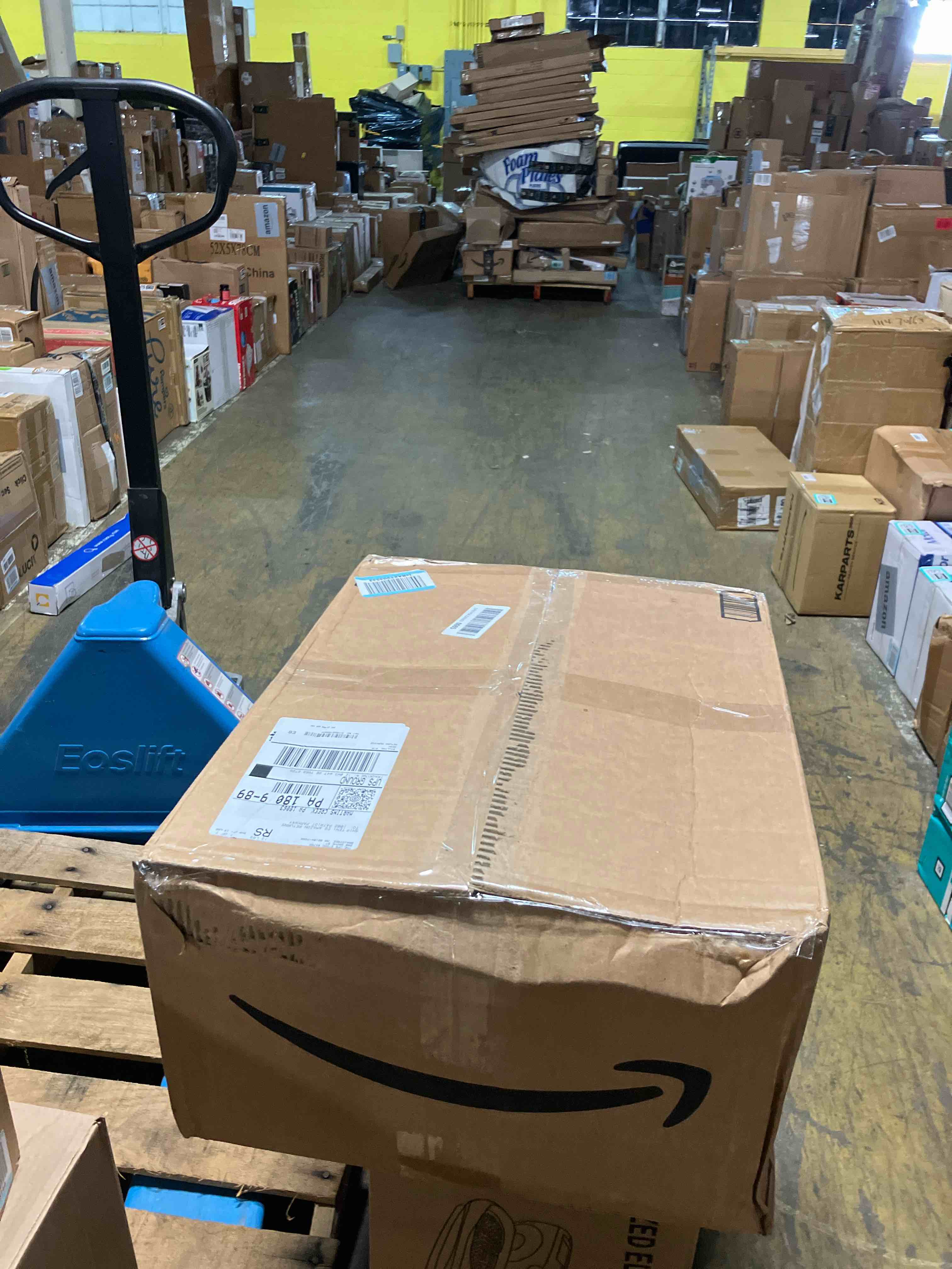 https://s3.amazonaws.com/lotting-images-prod/phillipi/TEA0079126_1756239253811.jpeg