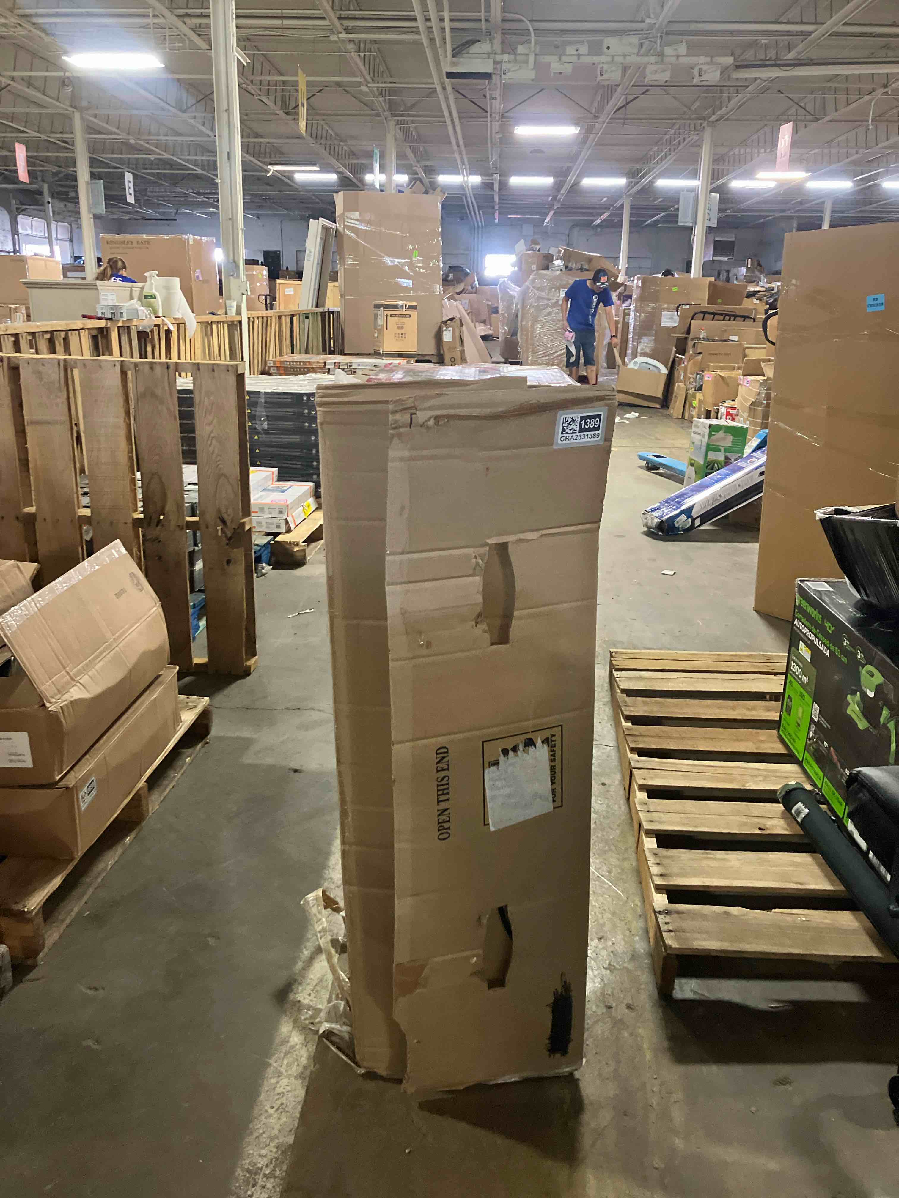 https://s3.amazonaws.com/lotting-images-prod/phillipi/TEA0079178_1755875664718.jpeg