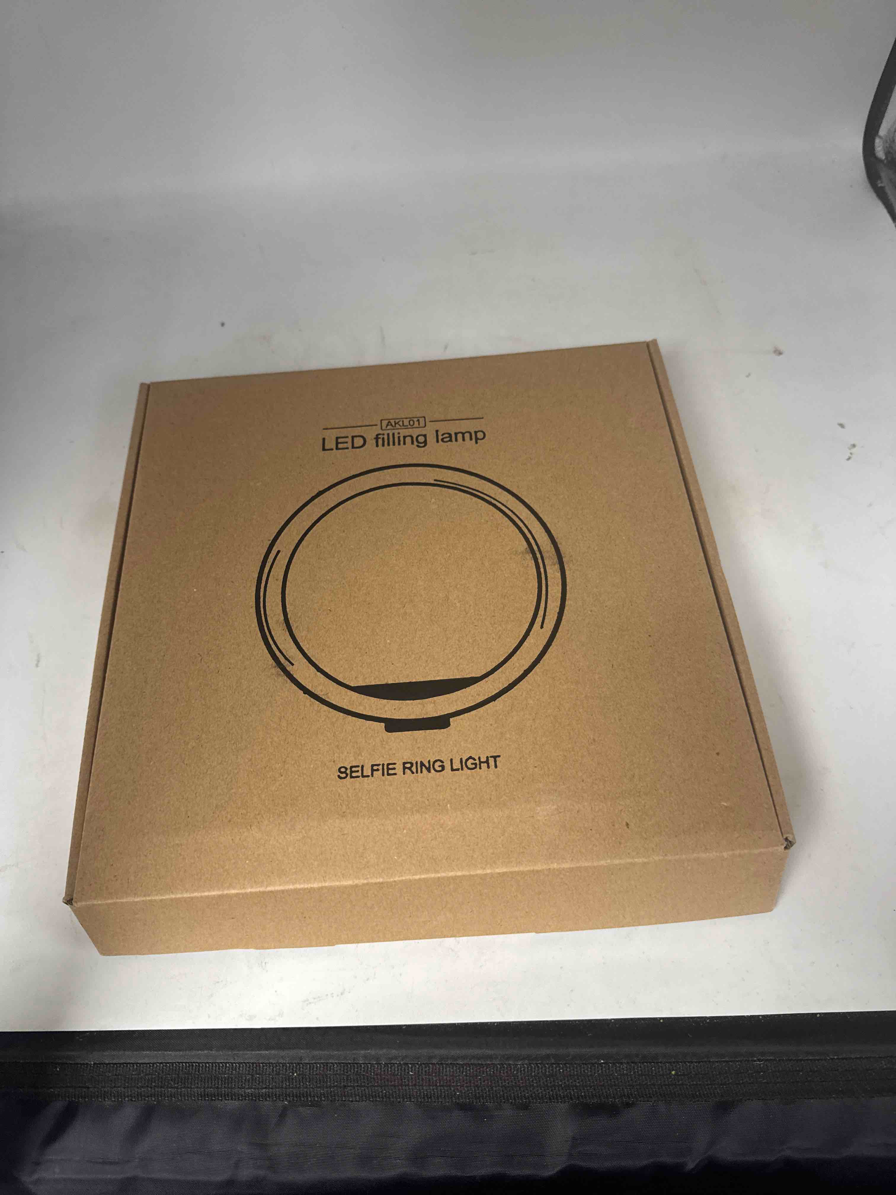 https://s3.amazonaws.com/lotting-images-prod/phillipi/TEA0079593_1736276873865.jpeg
