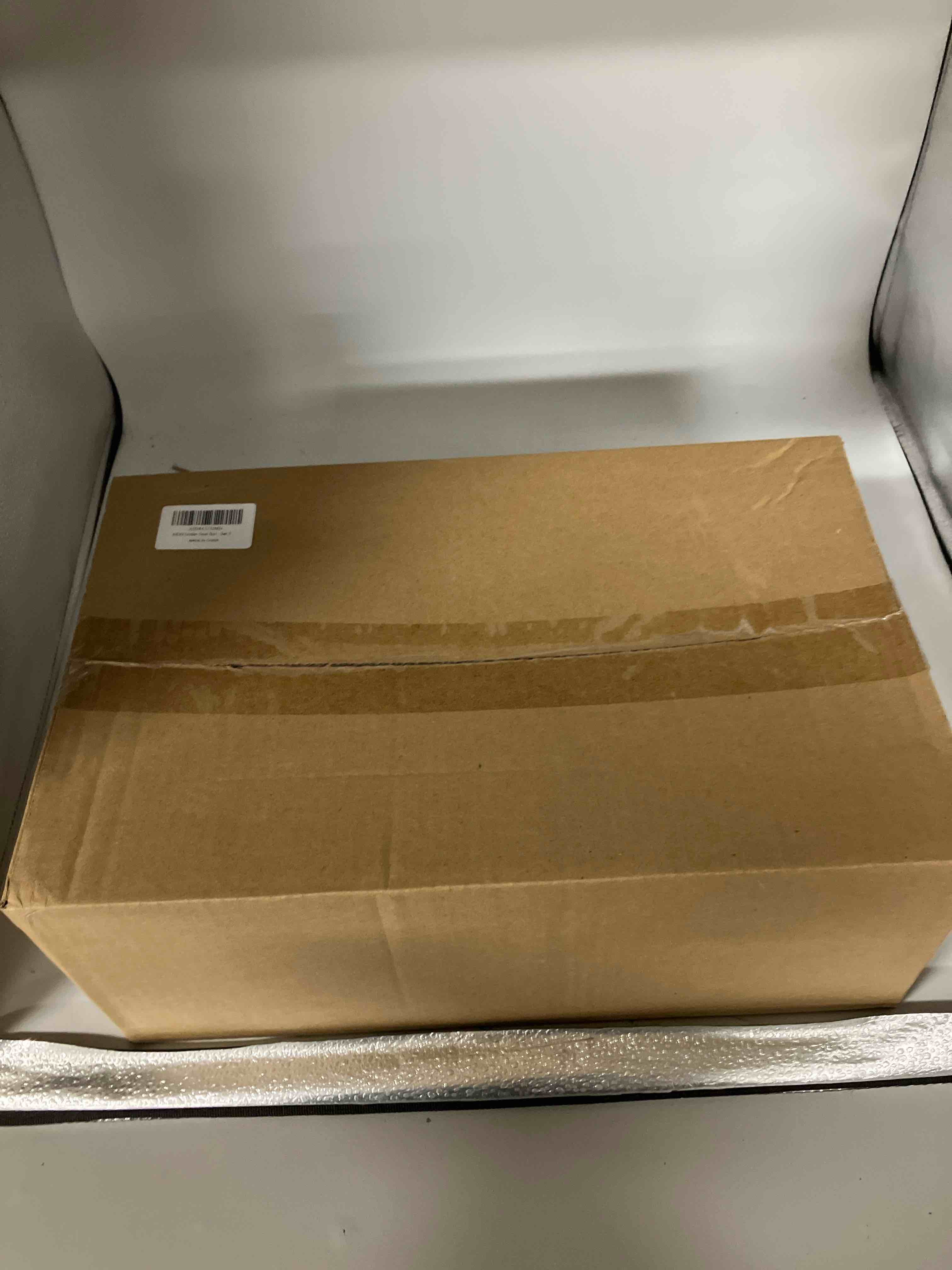 https://s3.amazonaws.com/lotting-images-prod/phillipi/TEA0080141_1732029462661.jpeg