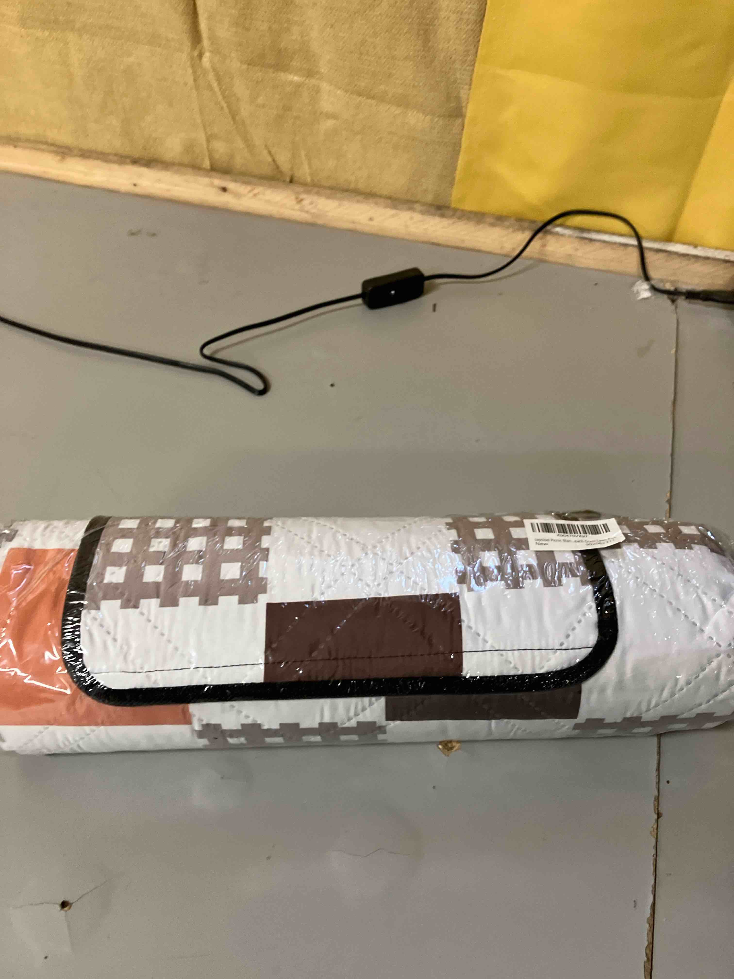https://s3.amazonaws.com/lotting-images-prod/phillipi/TEA0080158_1732027127454.jpeg
