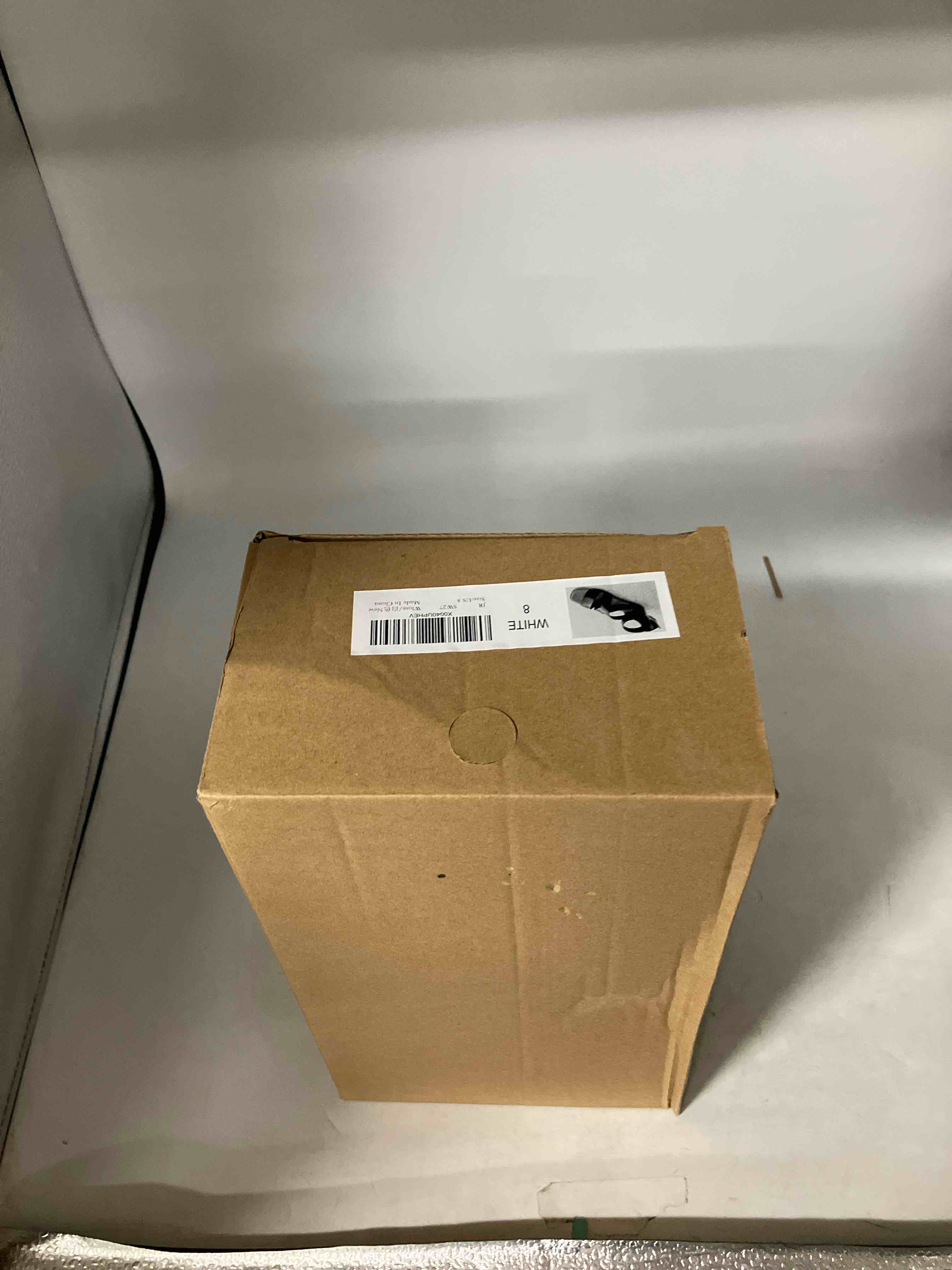 https://s3.amazonaws.com/lotting-images-prod/phillipi/TEA0080702_1731355295232.jpeg