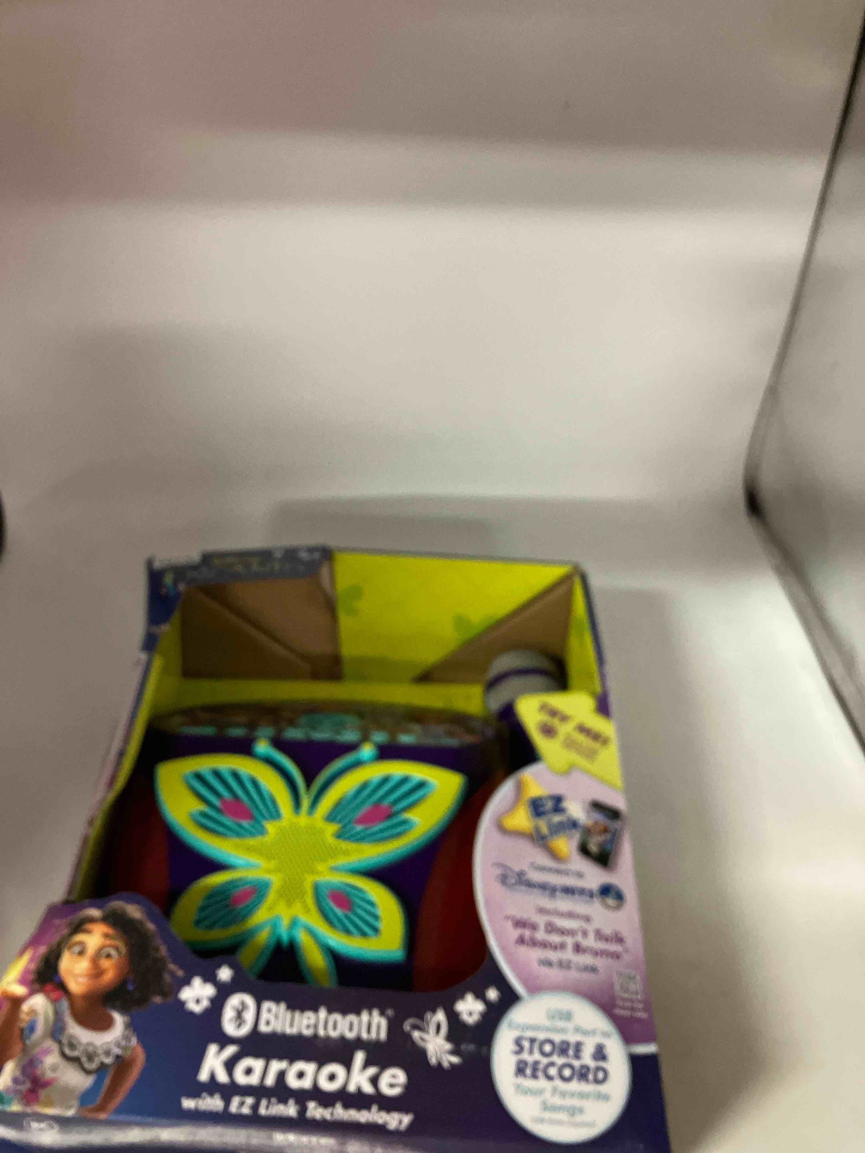 https://s3.amazonaws.com/lotting-images-prod/phillipi/TEA0080721_1731346946726.jpeg