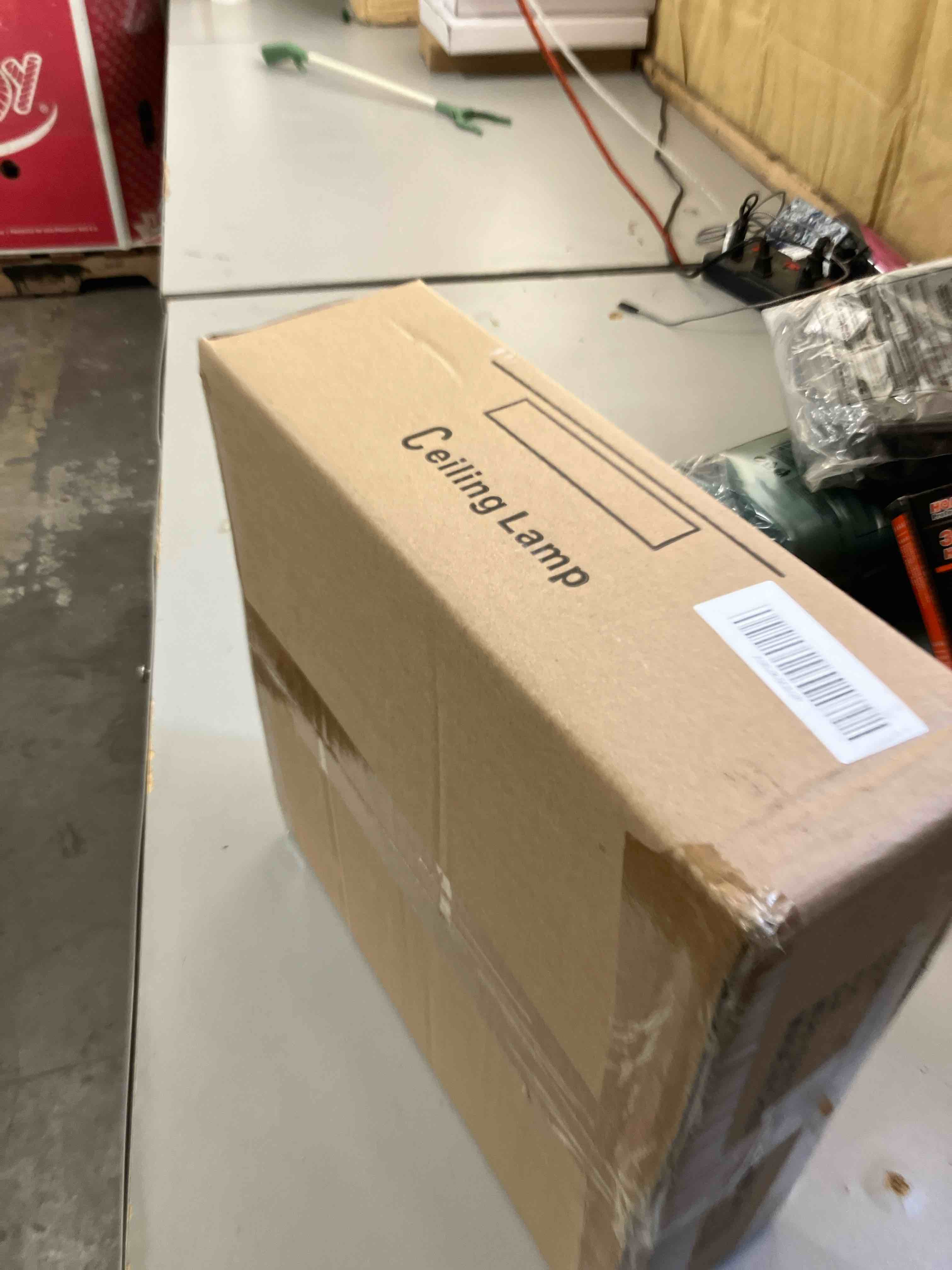 https://s3.amazonaws.com/lotting-images-prod/phillipi/TEA0081546_1729873988447.jpeg