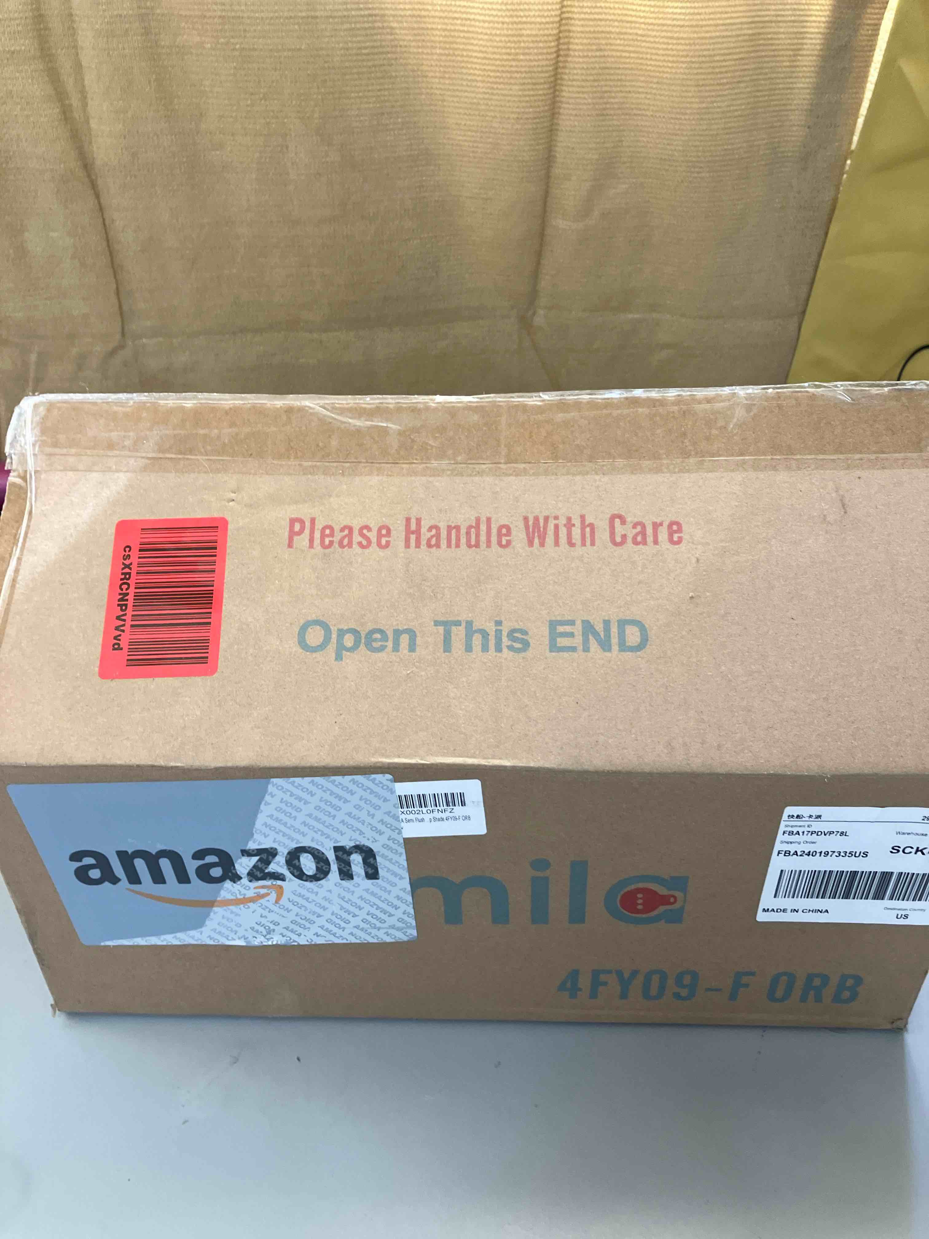 https://s3.amazonaws.com/lotting-images-prod/phillipi/TEA0081614_1729696106126.jpeg