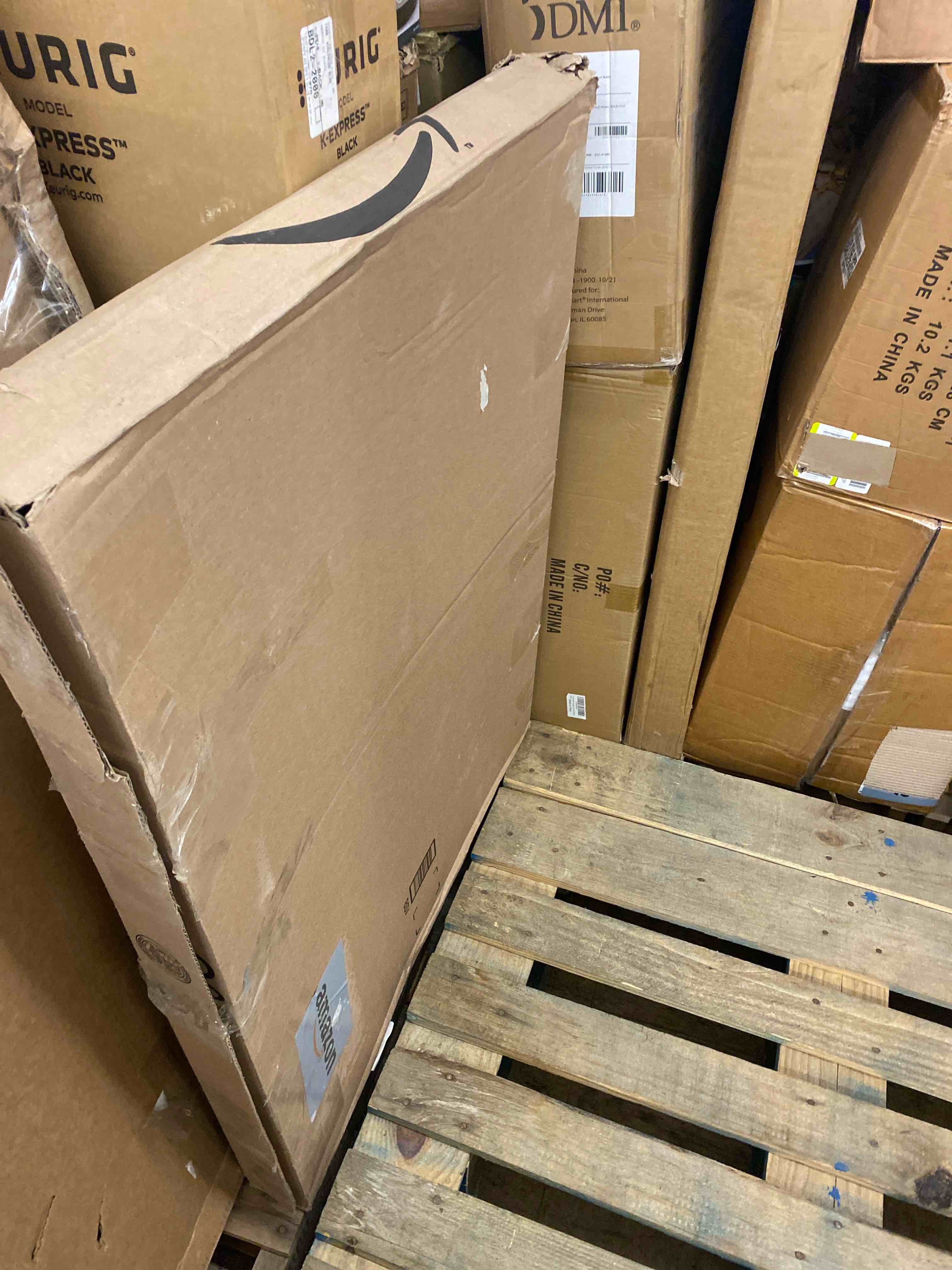 https://s3.amazonaws.com/lotting-images-prod/phillipi/TEA0082174_1738702098958.jpeg