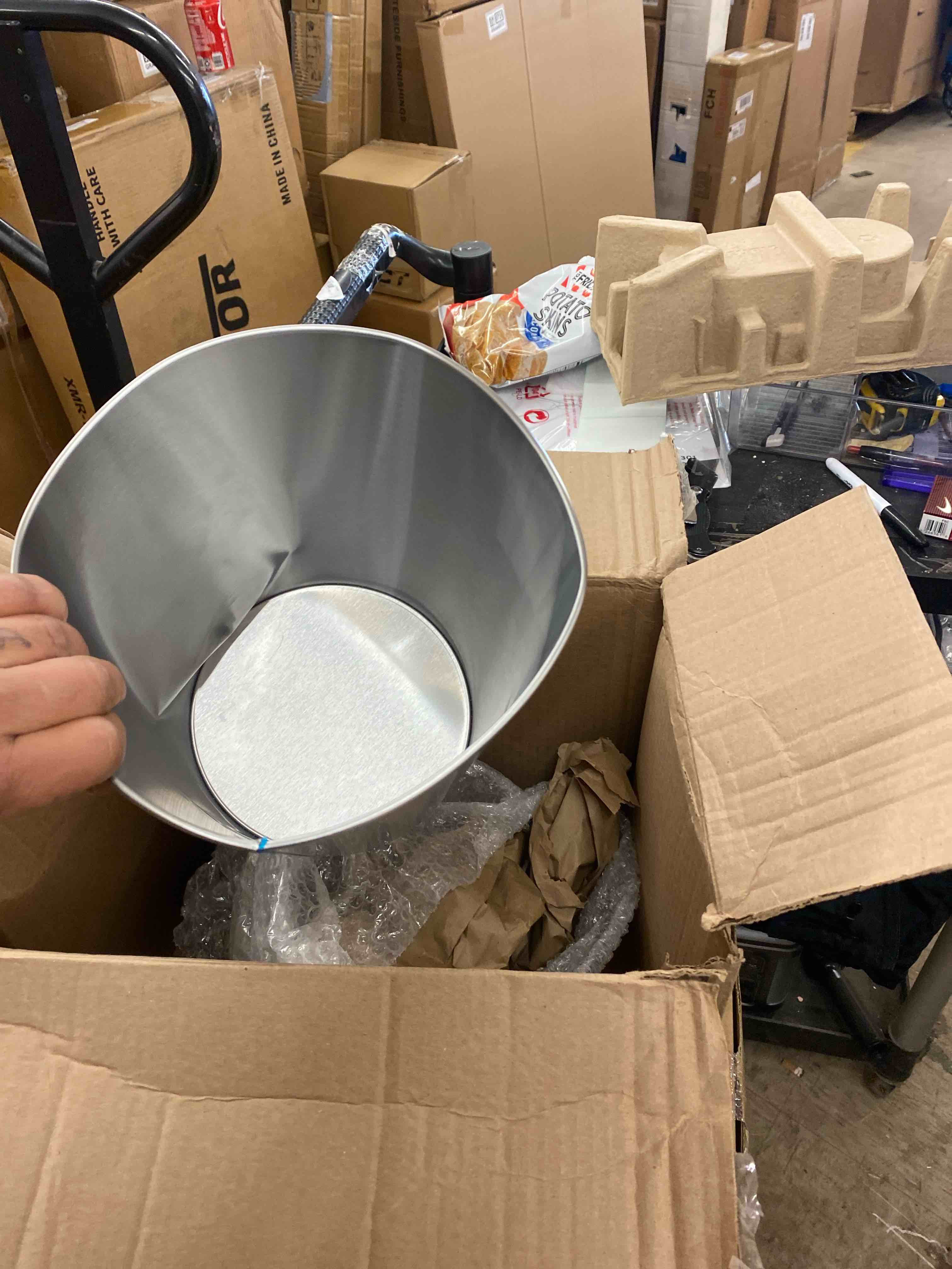 https://s3.amazonaws.com/lotting-images-prod/phillipi/TEA0082178_1738702762077.jpeg