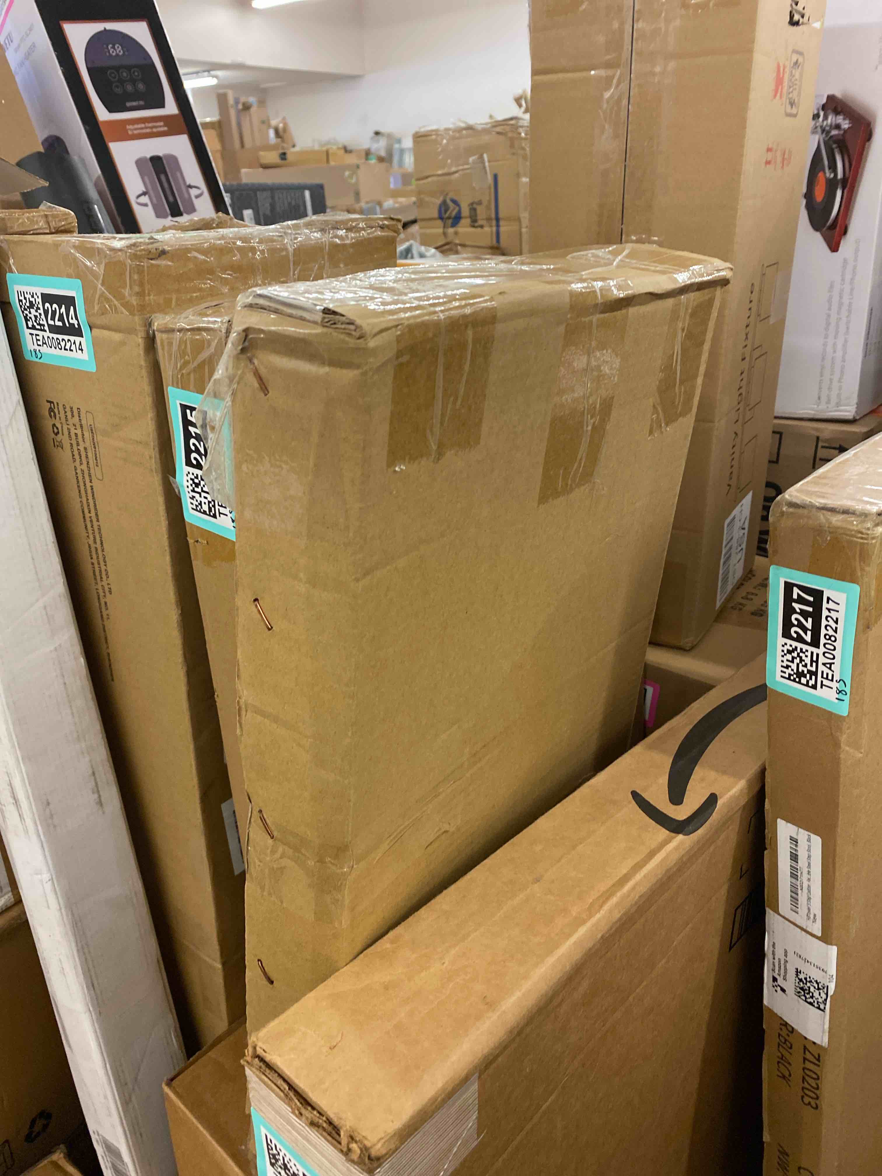 https://s3.amazonaws.com/lotting-images-prod/phillipi/TEA0082212_1738693783424.jpeg