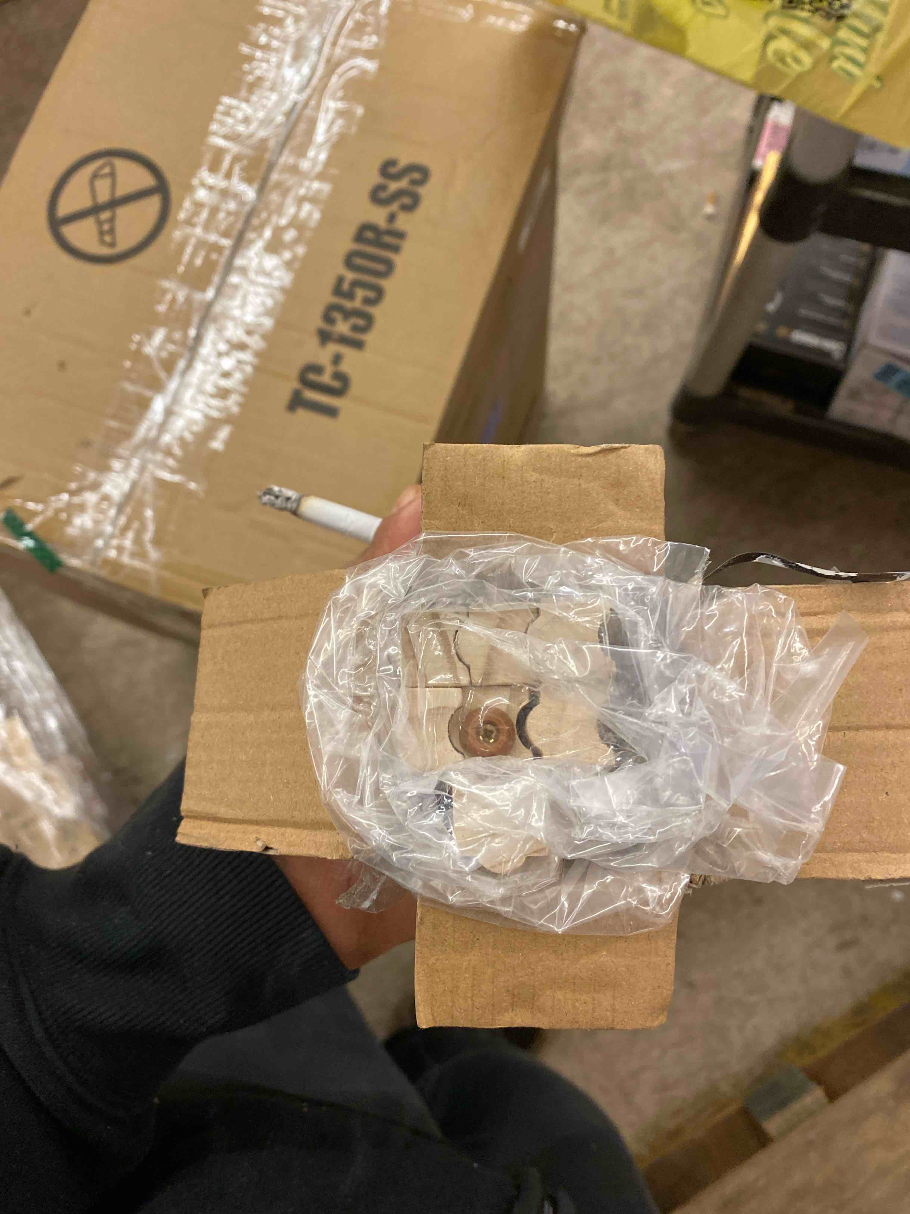 https://s3.amazonaws.com/lotting-images-prod/phillipi/TEA0082213_1738693634567.jpeg