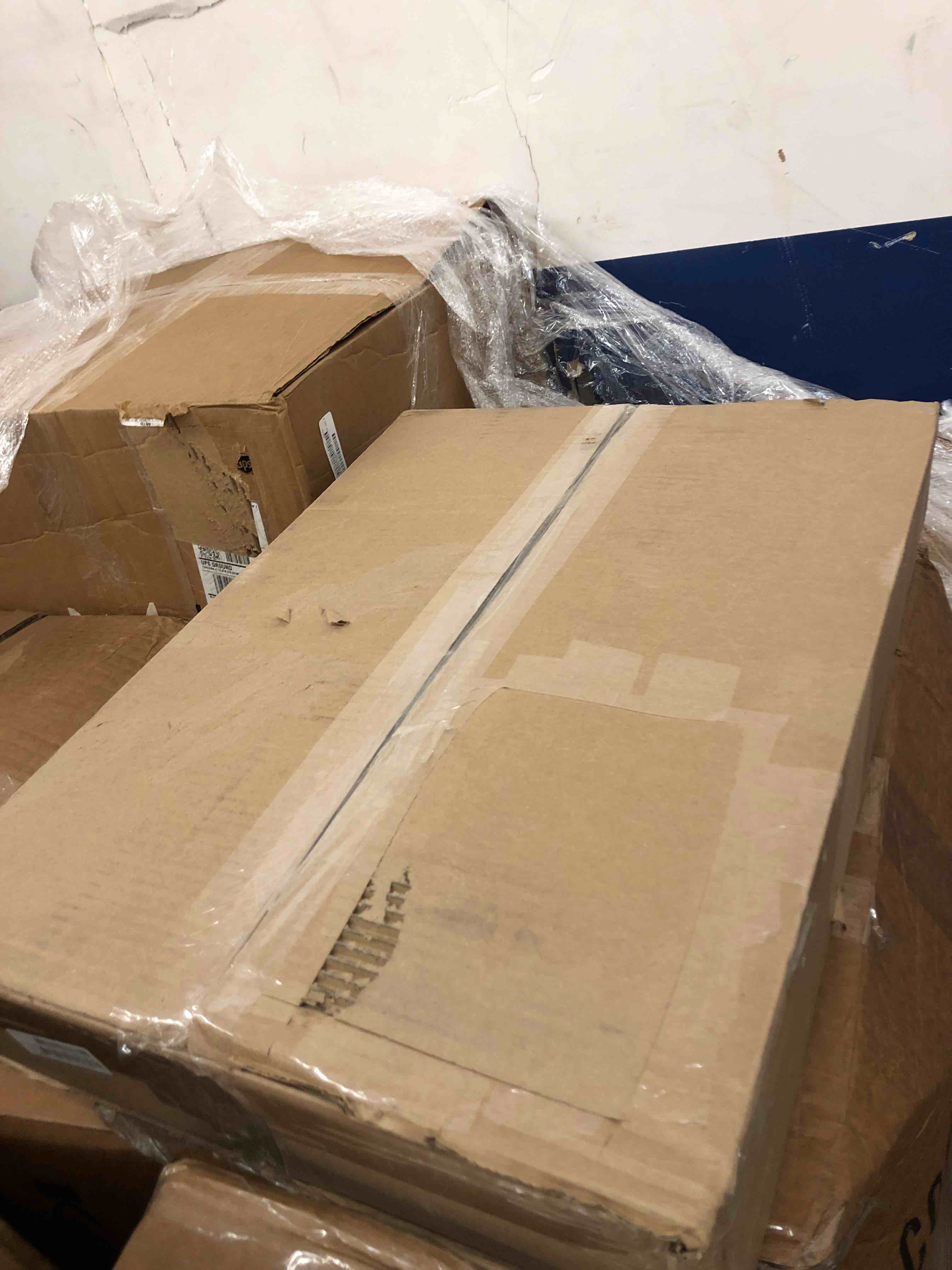 https://s3.amazonaws.com/lotting-images-prod/phillipi/TEA0082221_1738693881923.jpeg
