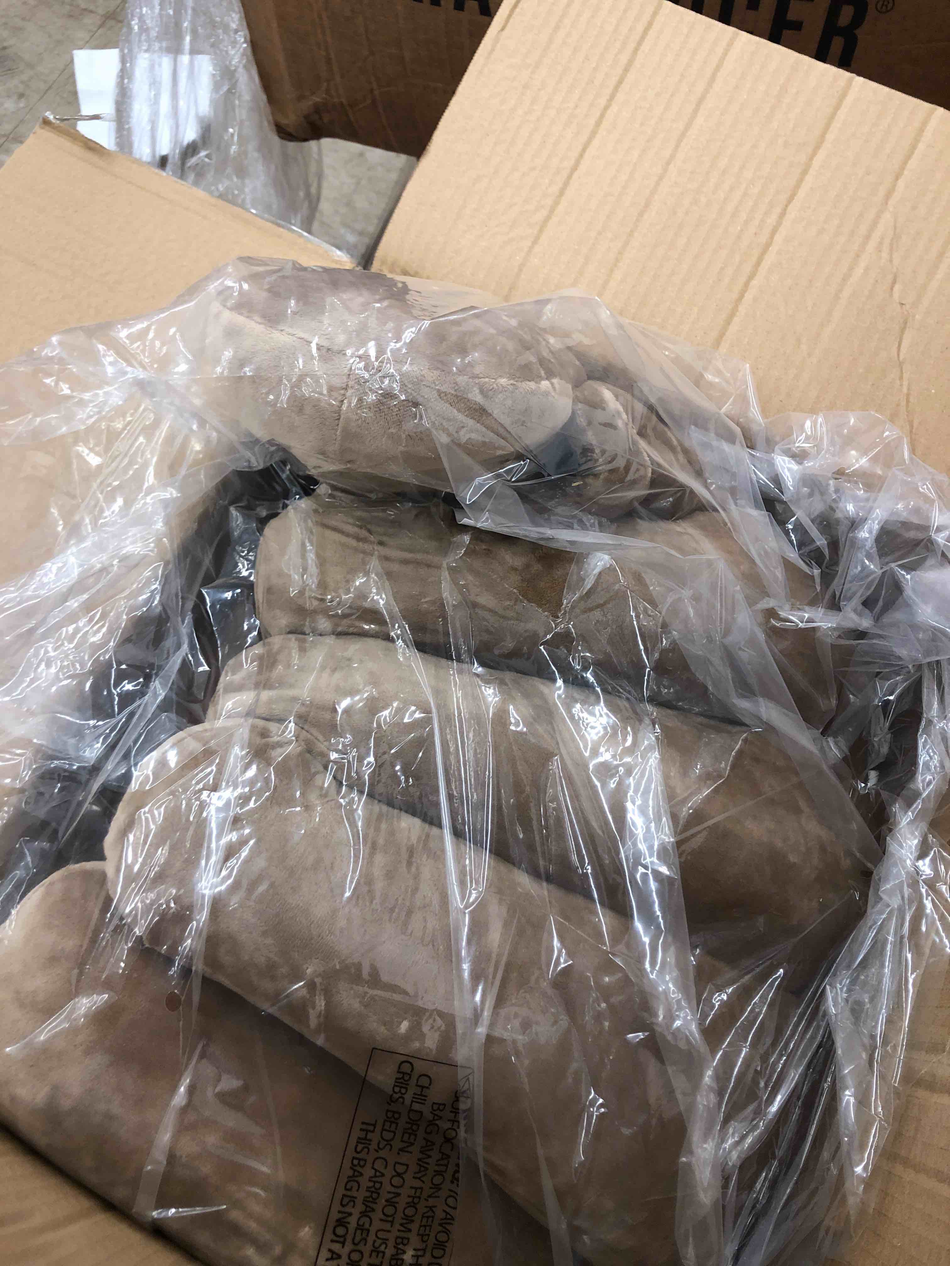 https://s3.amazonaws.com/lotting-images-prod/phillipi/TEA0082226_1738694696064.jpeg