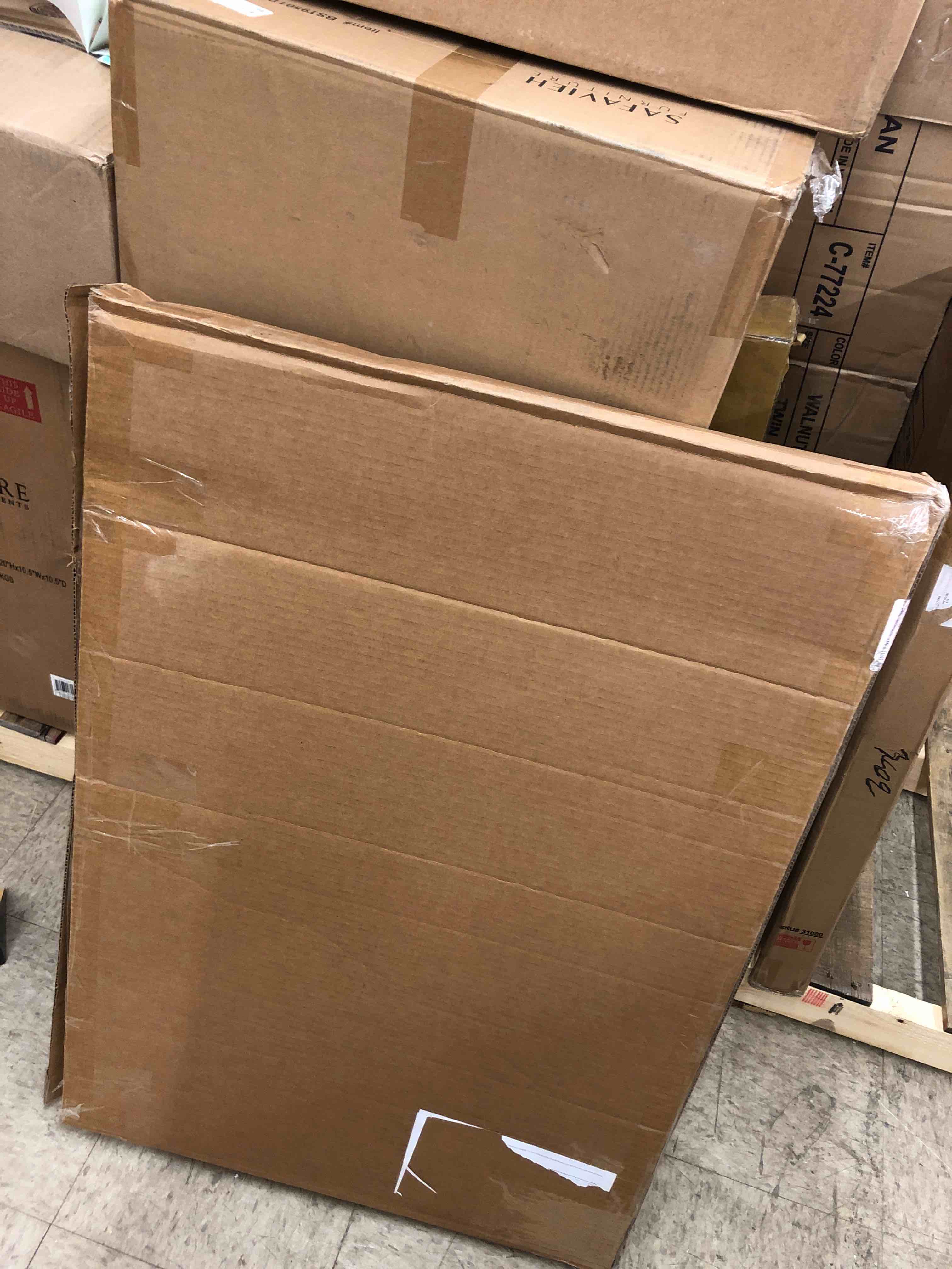 https://s3.amazonaws.com/lotting-images-prod/phillipi/TEA0082230_1738695398907.jpeg