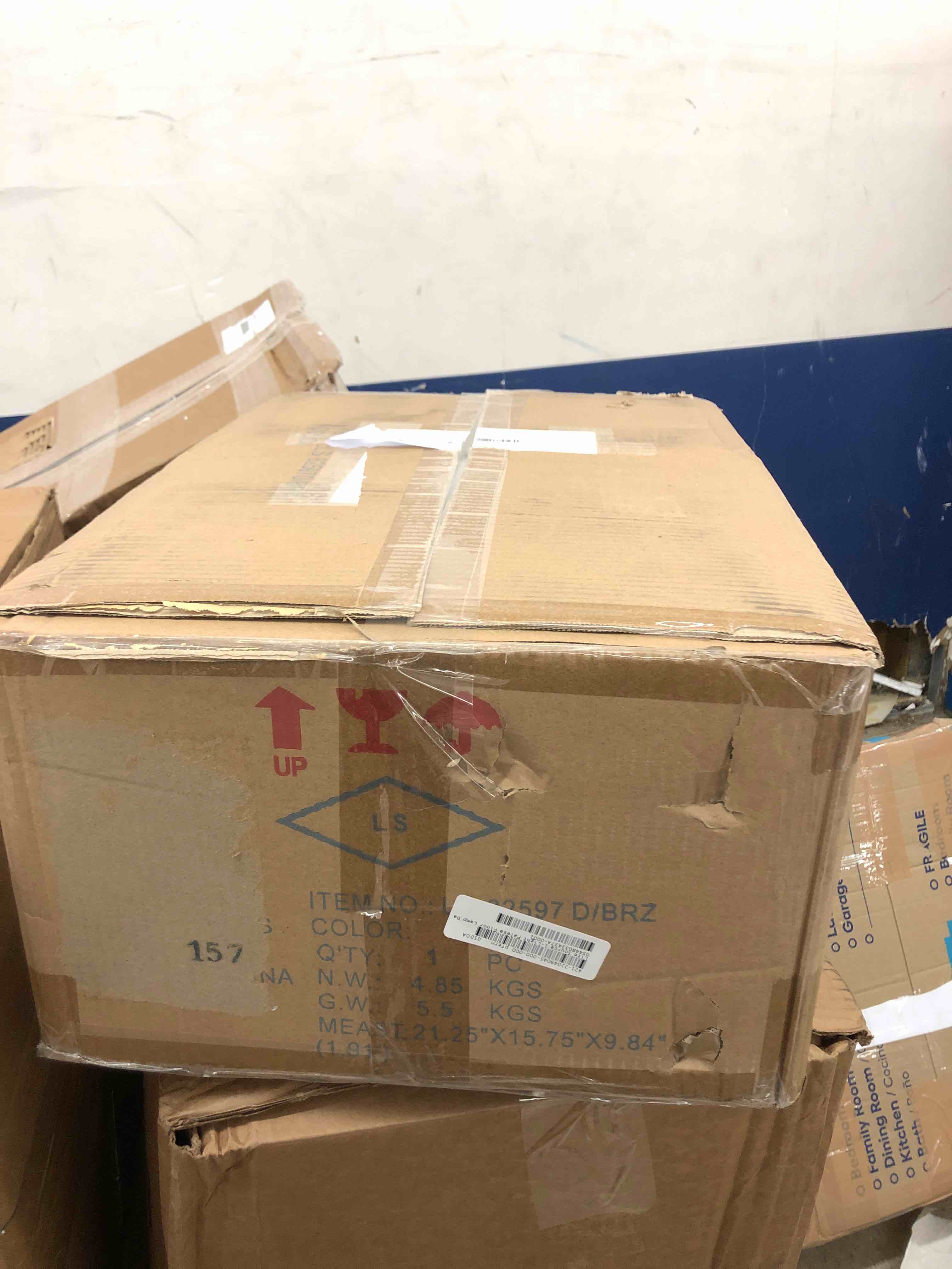 https://s3.amazonaws.com/lotting-images-prod/phillipi/TEA0082233_1738696376161.jpeg