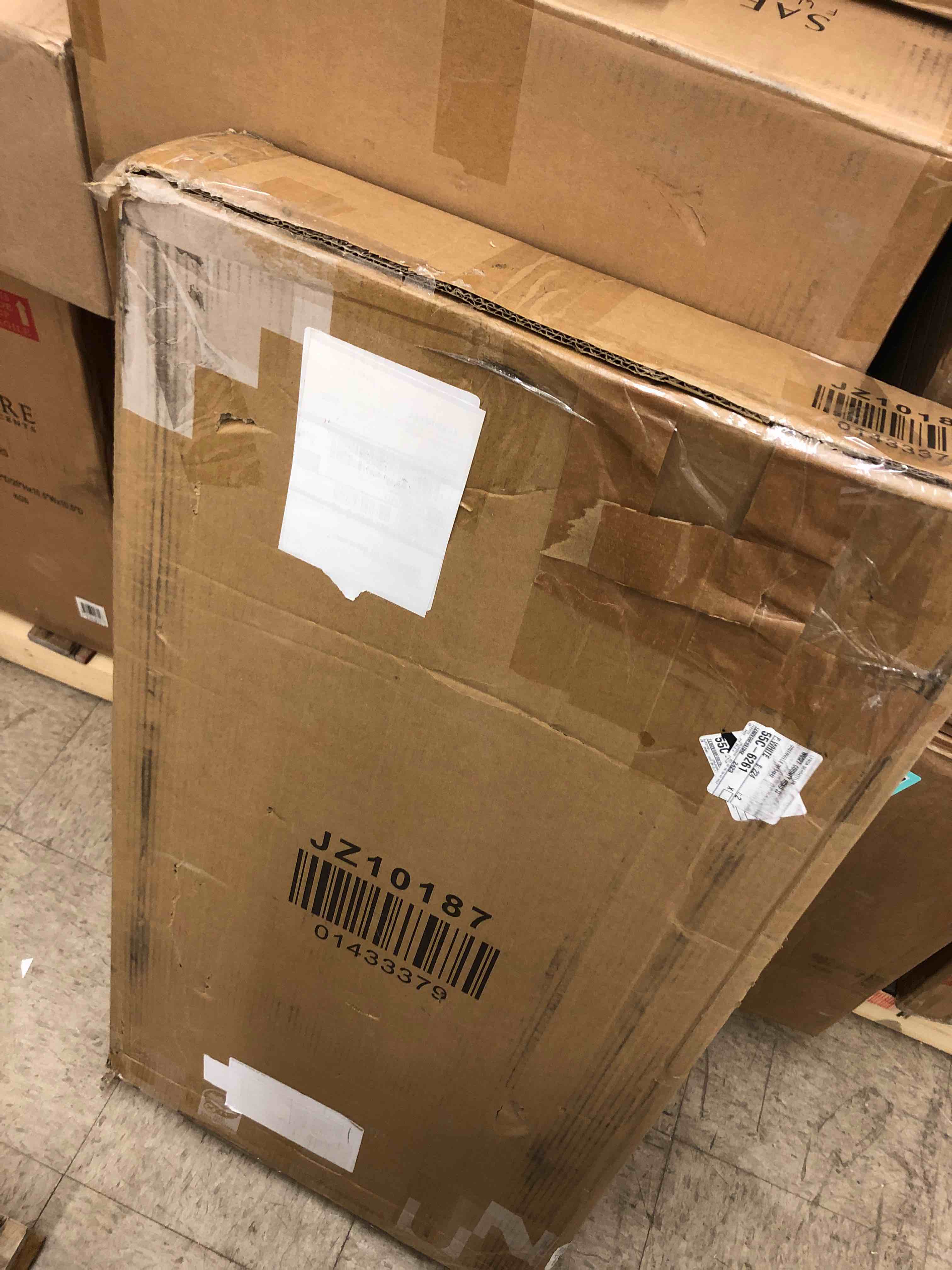 https://s3.amazonaws.com/lotting-images-prod/phillipi/TEA0082240_1738698426299.jpeg