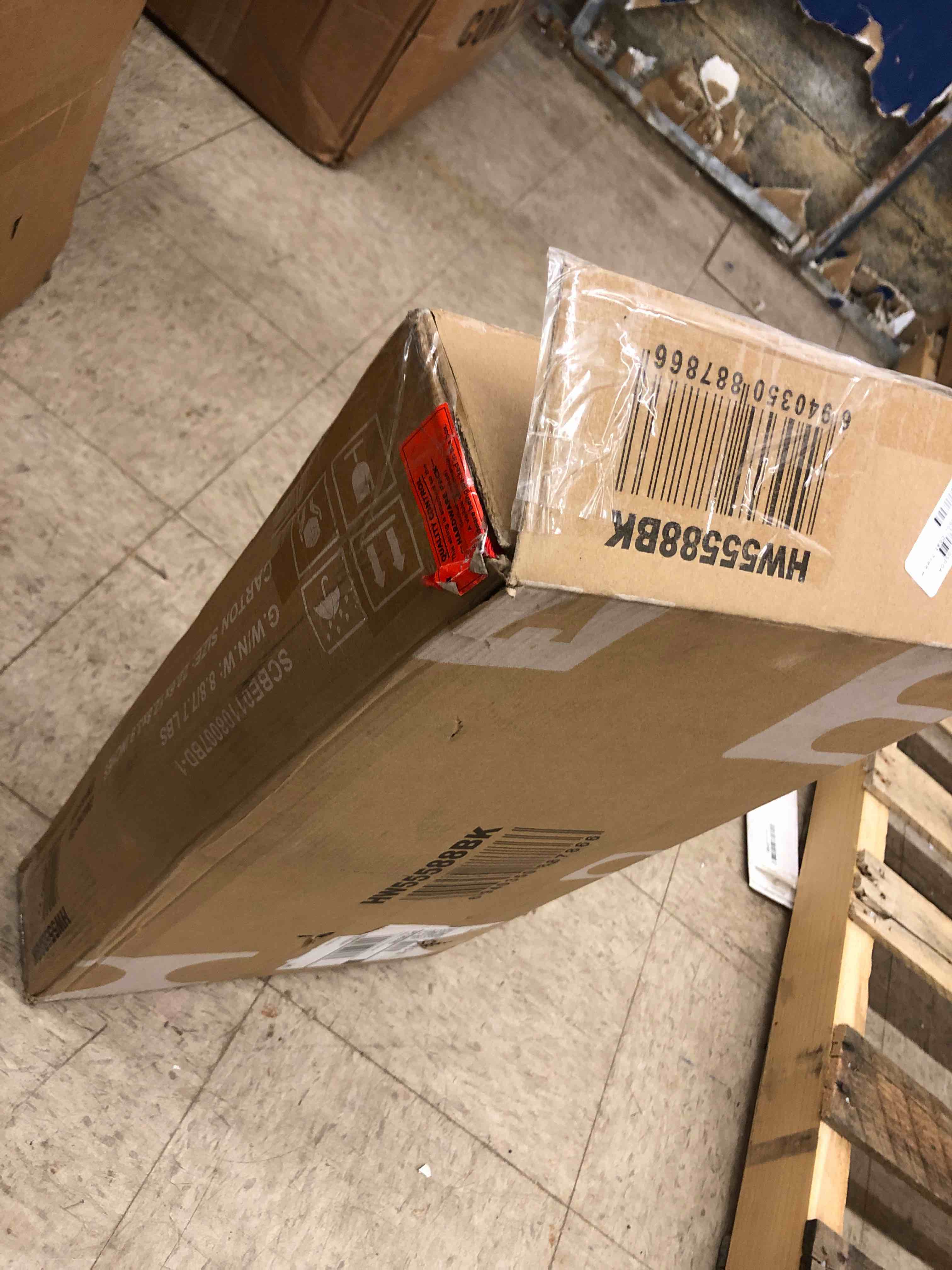 https://s3.amazonaws.com/lotting-images-prod/phillipi/TEA0082243_1738698672479.jpeg