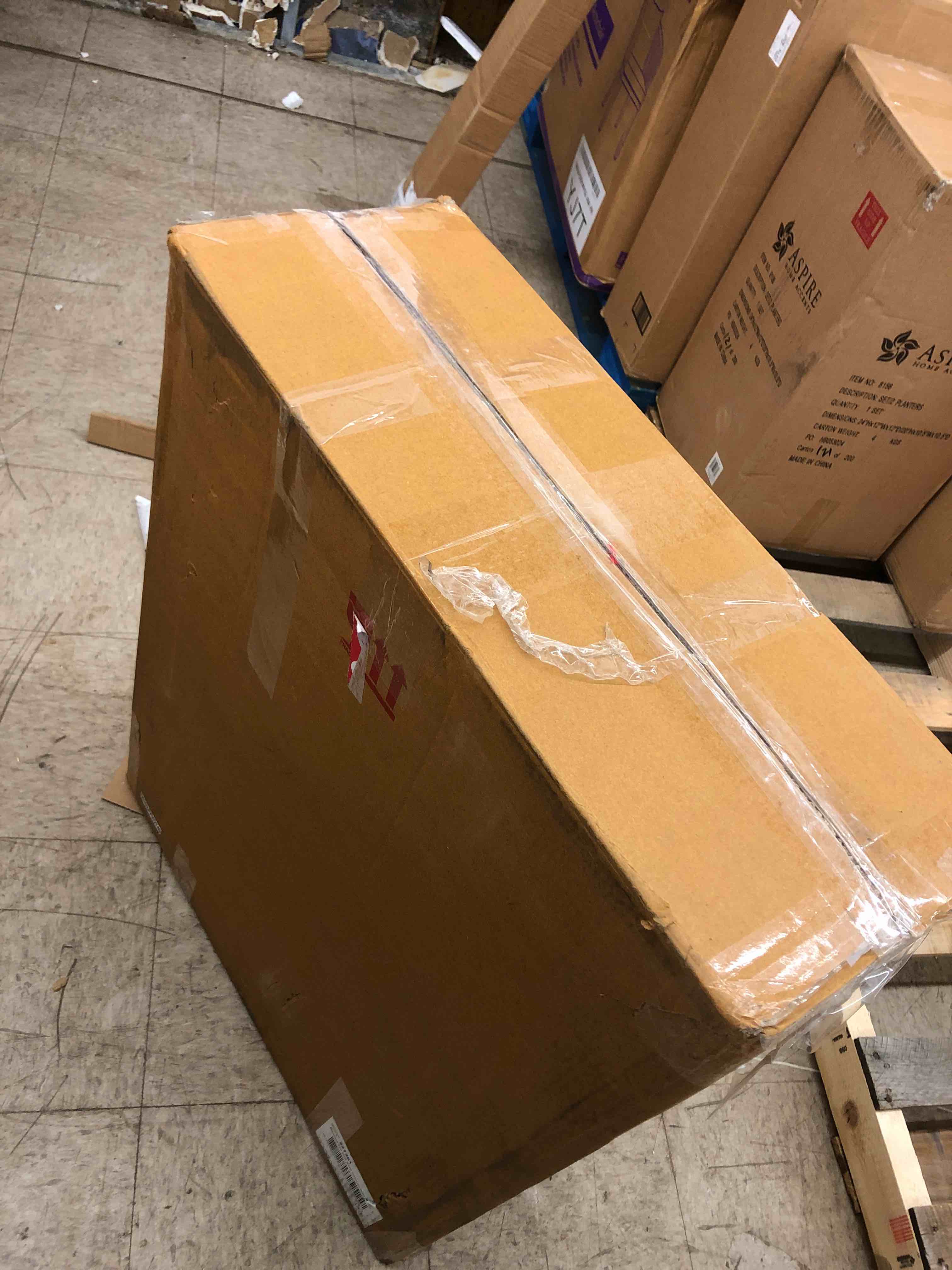 https://s3.amazonaws.com/lotting-images-prod/phillipi/TEA0082256_1738681684727.jpeg