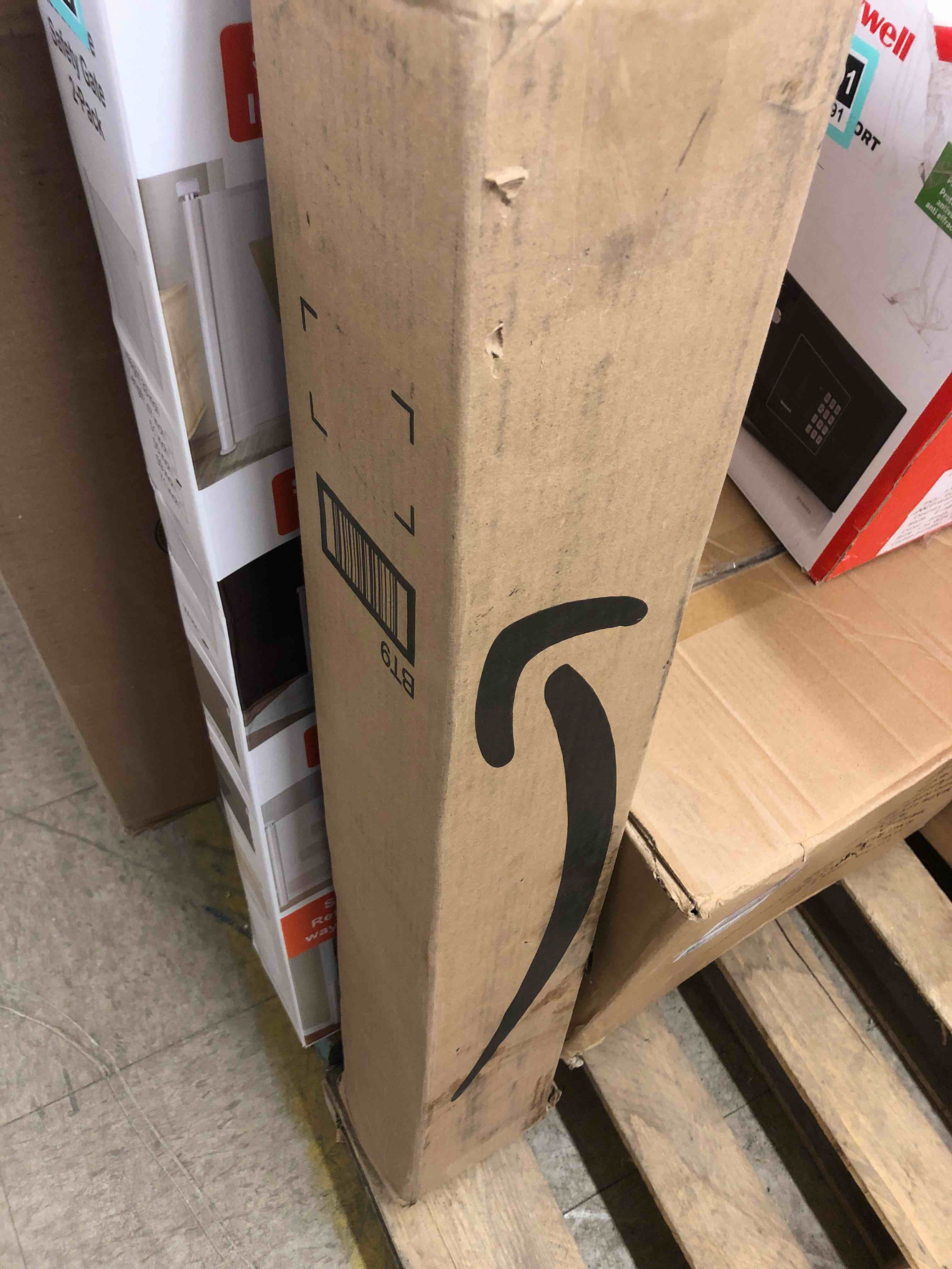 https://s3.amazonaws.com/lotting-images-prod/phillipi/TEA0082289_1738598119038.jpeg