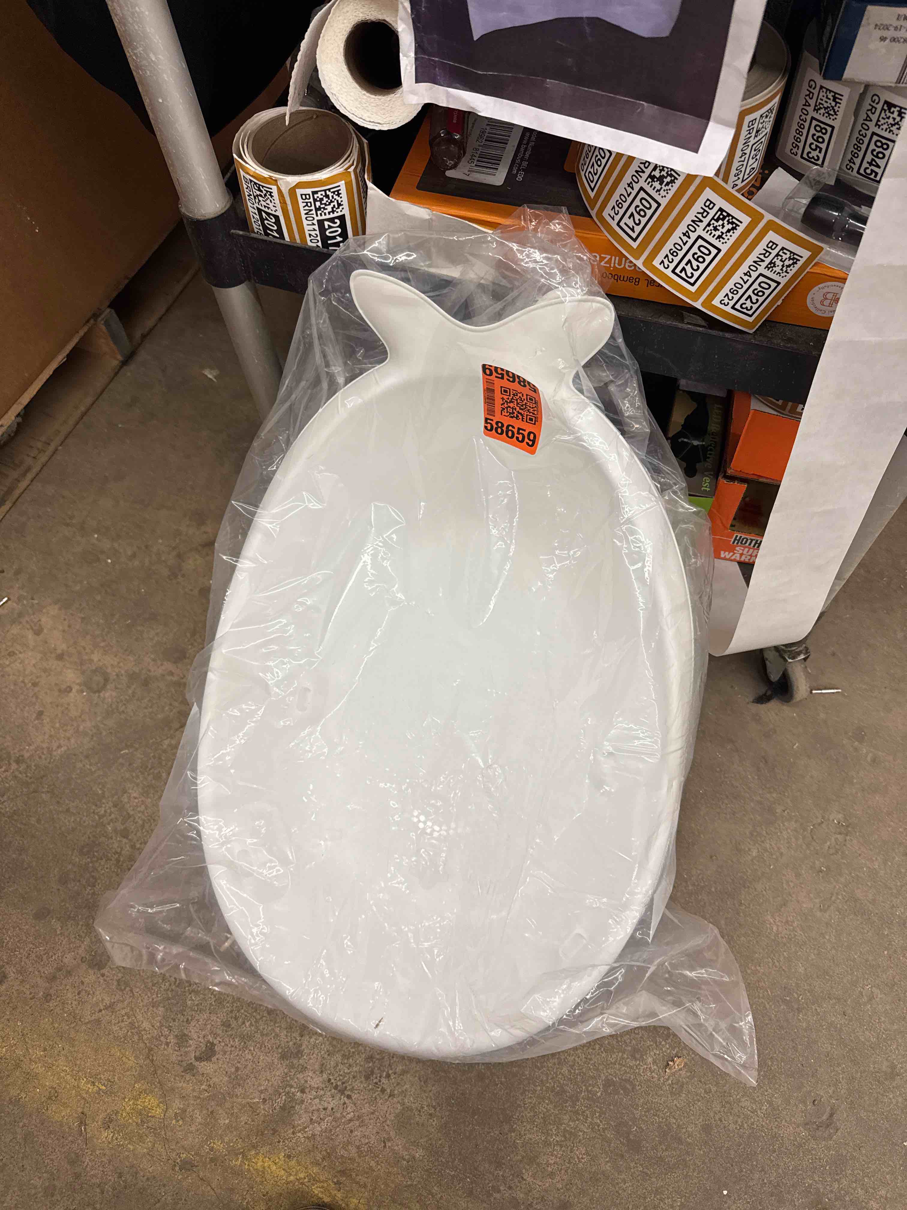 https://s3.amazonaws.com/lotting-images-prod/phillipi/TEA0082335_1738432657888.jpeg