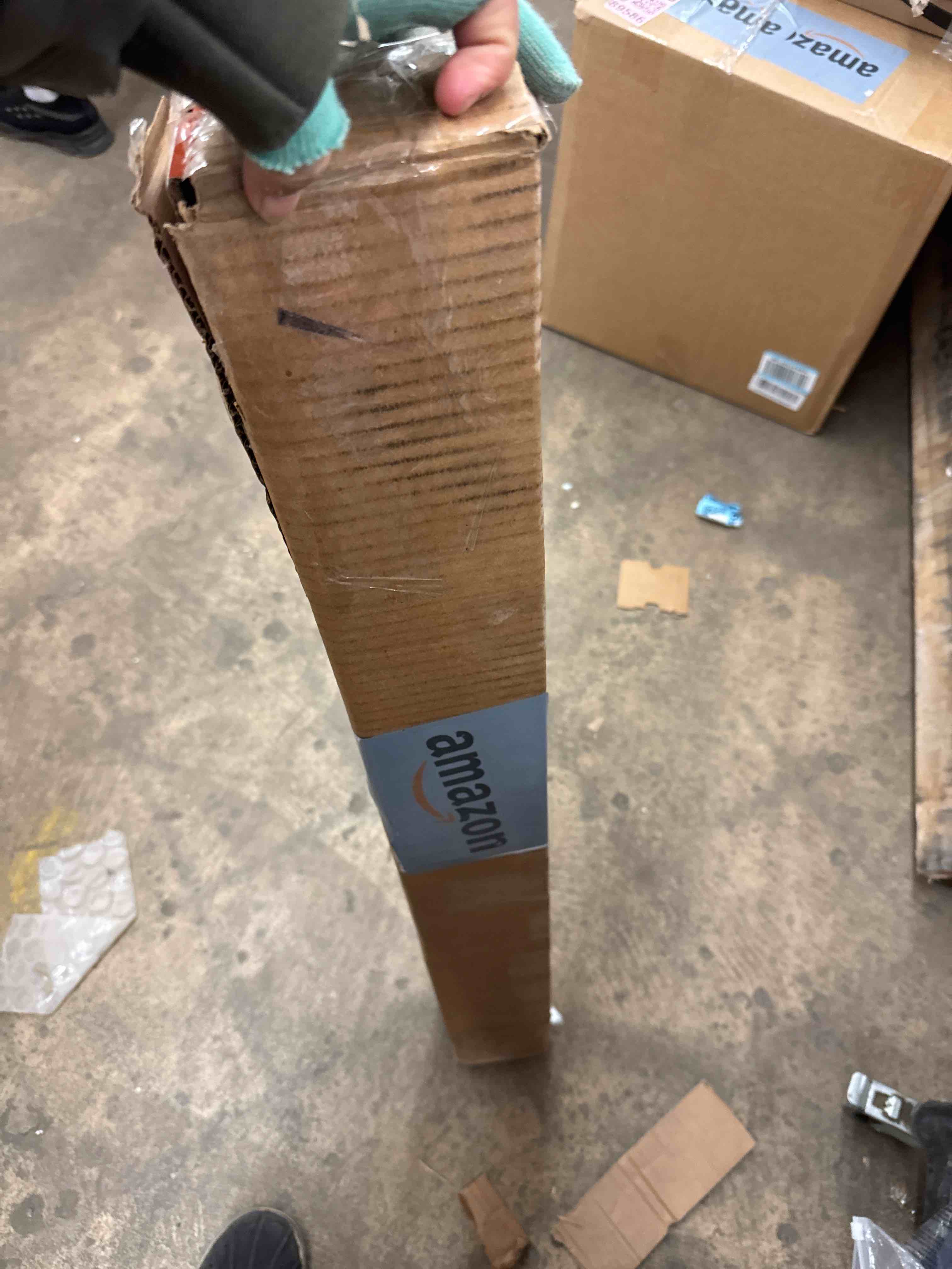 https://s3.amazonaws.com/lotting-images-prod/phillipi/TEA0082359_1738429520806.jpeg