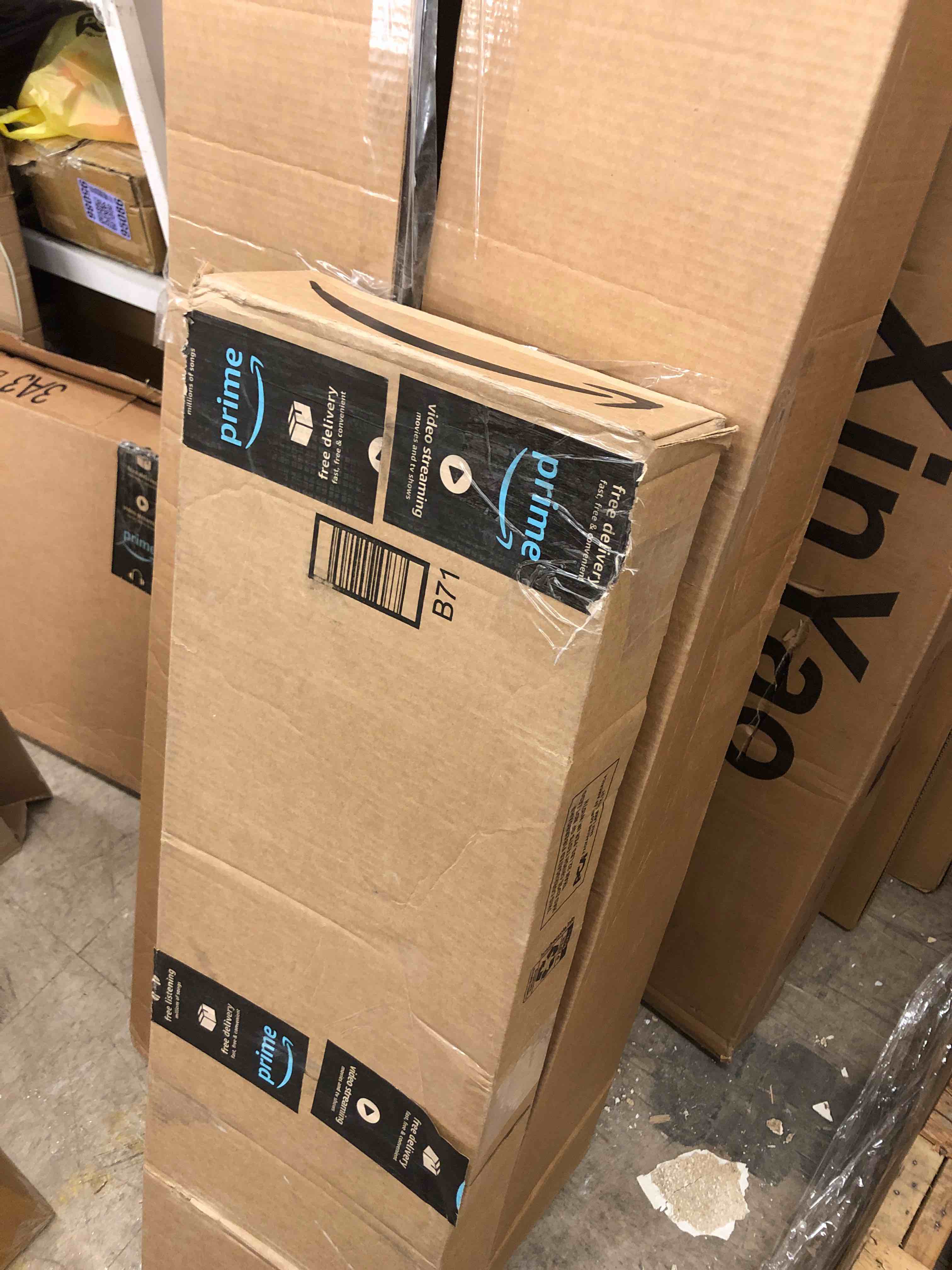 https://s3.amazonaws.com/lotting-images-prod/phillipi/TEA0082430_1738181055630.jpeg