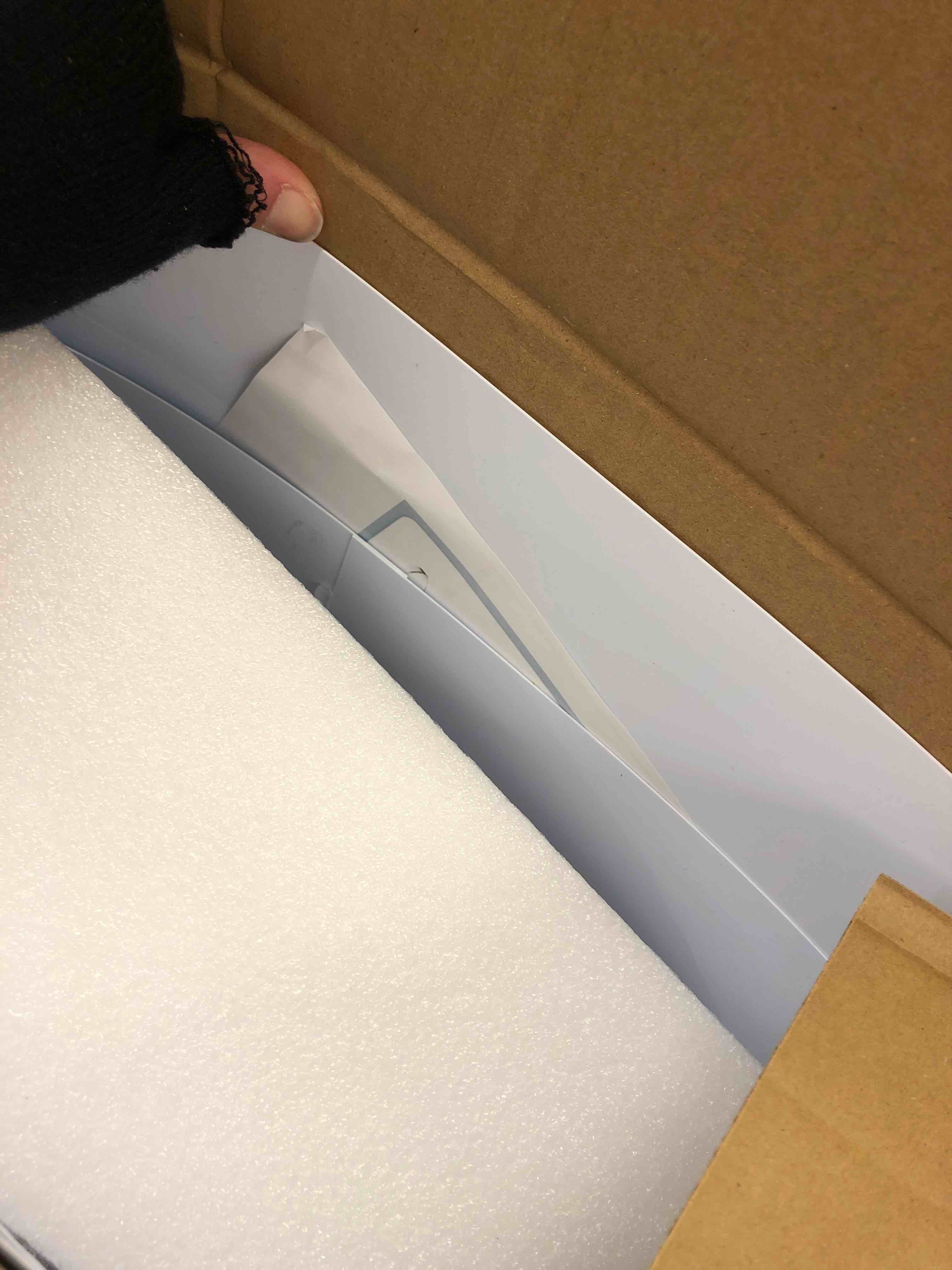 https://s3.amazonaws.com/lotting-images-prod/phillipi/TEA0082437_1738180755789.jpeg