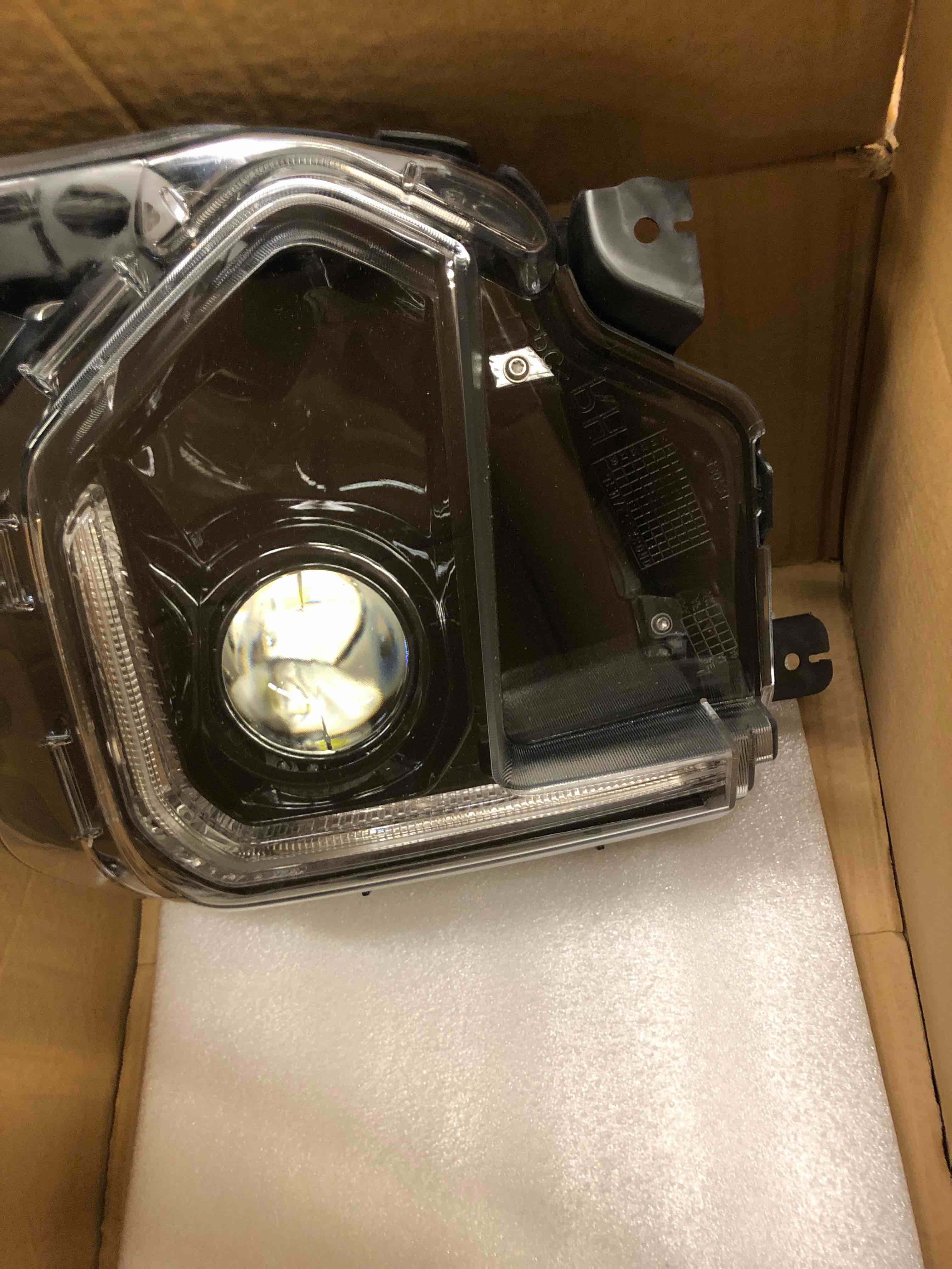 FIONE LED Headlights Assembly [w/LED DRL] Compatible with Chevy Traverse 2022 2023 LED Projector Headlight with LED DRL Factory Headlamps Right Passenger Side RH GM2503525