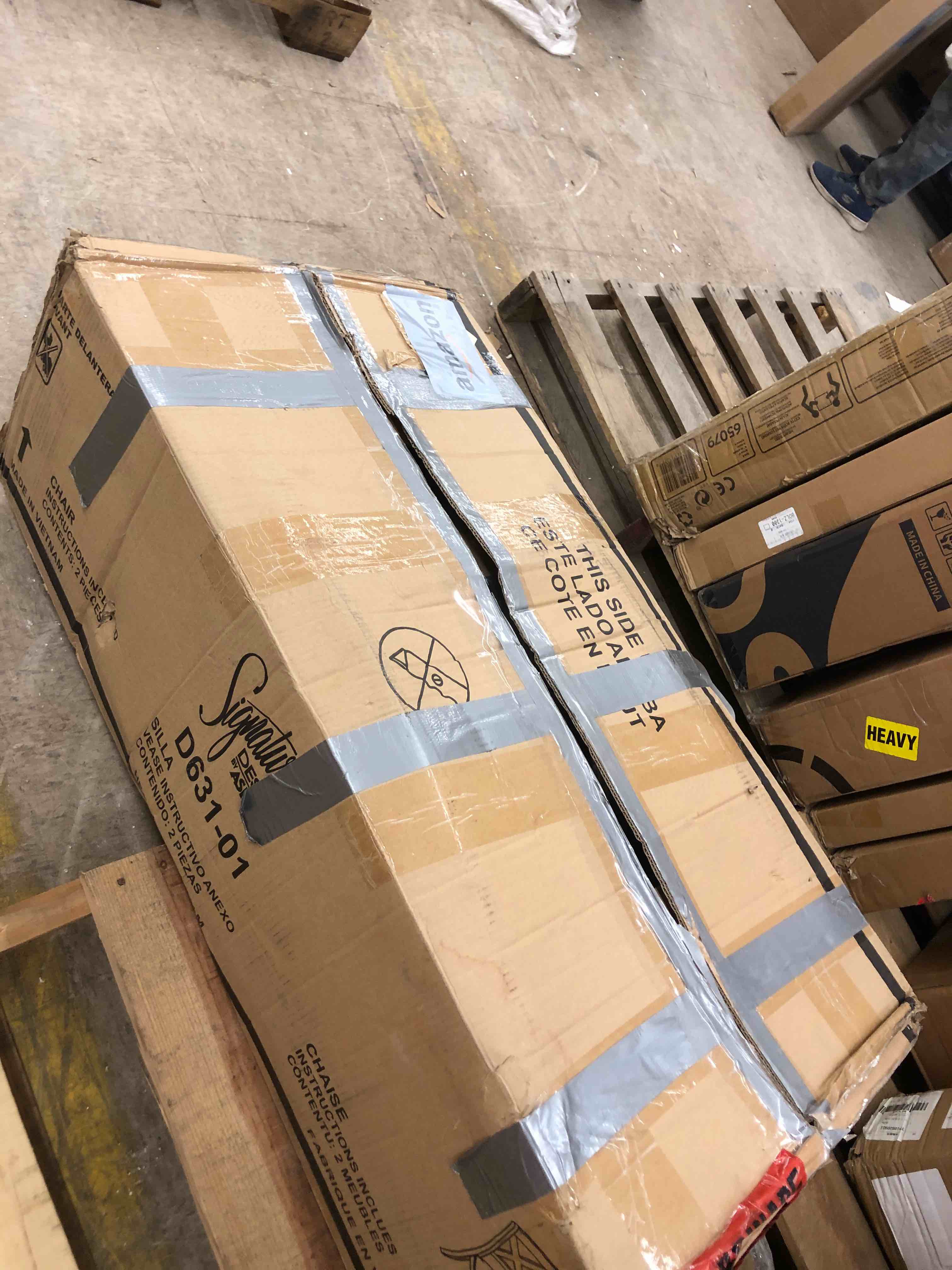 https://s3.amazonaws.com/lotting-images-prod/phillipi/TEA0083740_1733160501646.jpeg