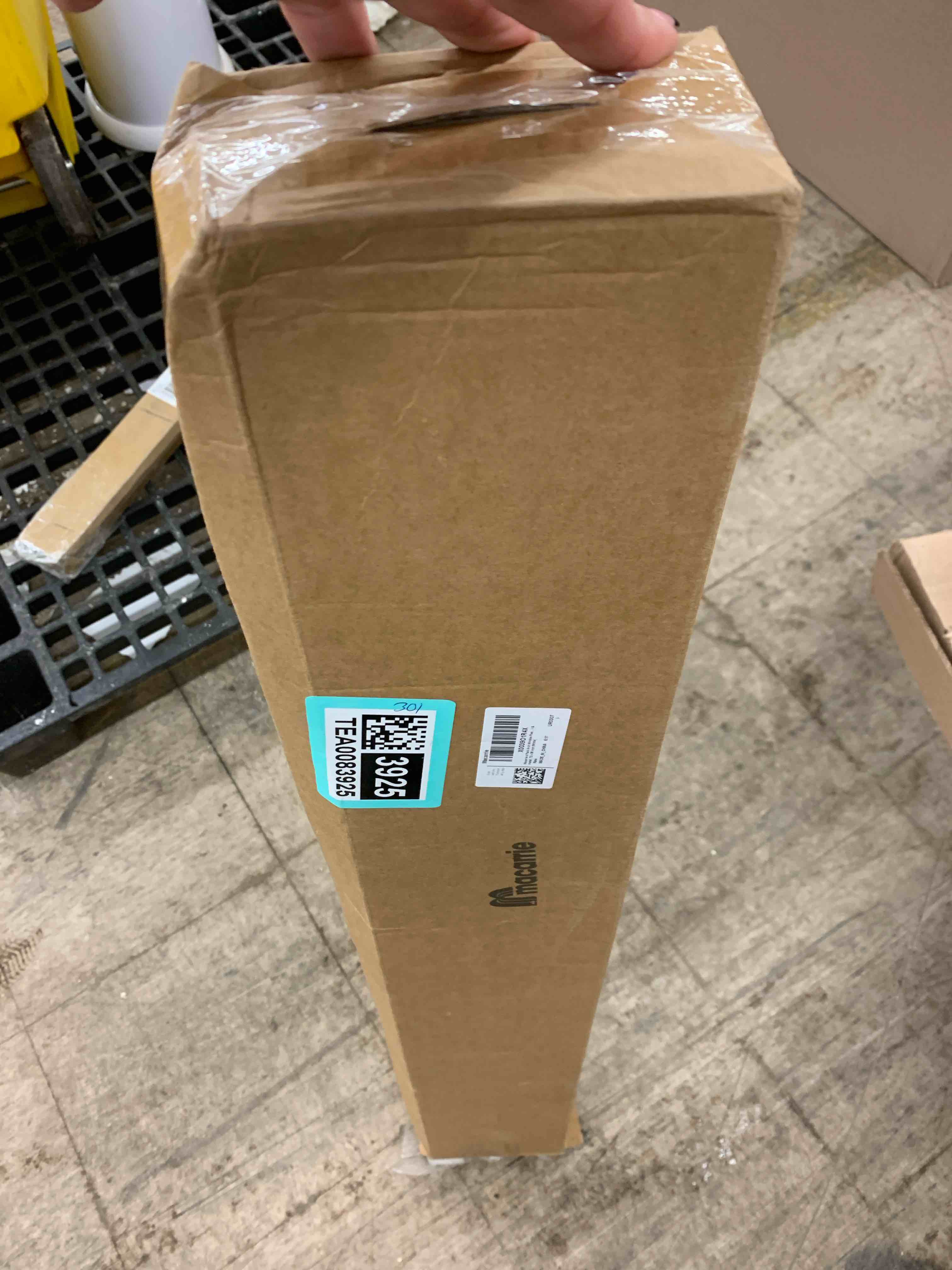 https://s3.amazonaws.com/lotting-images-prod/phillipi/TEA0083925_1732120328840.jpeg