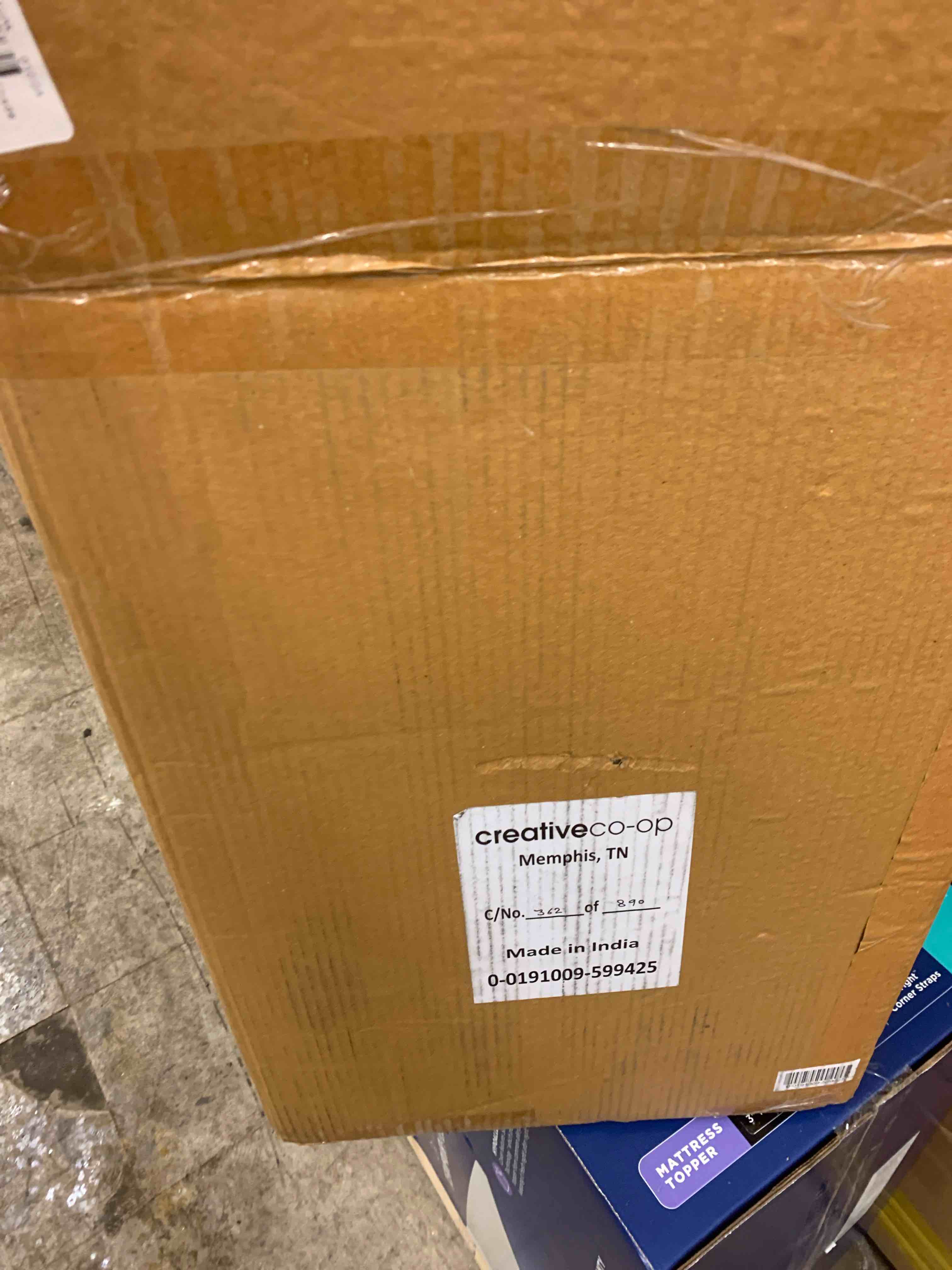 https://s3.amazonaws.com/lotting-images-prod/phillipi/TEA0083965_1732028615681.jpeg