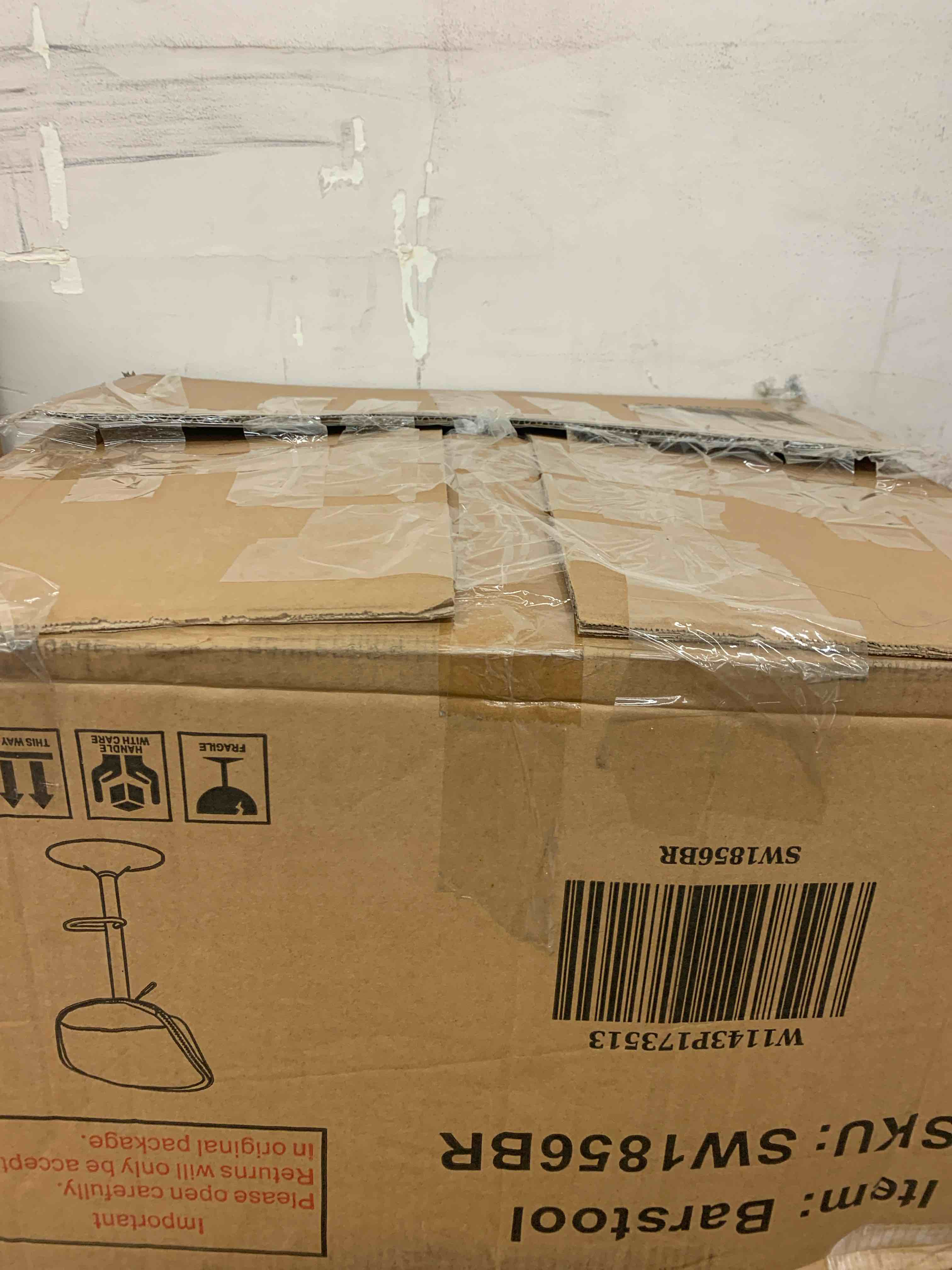 https://s3.amazonaws.com/lotting-images-prod/phillipi/TEA0083997_1732033970816.jpeg