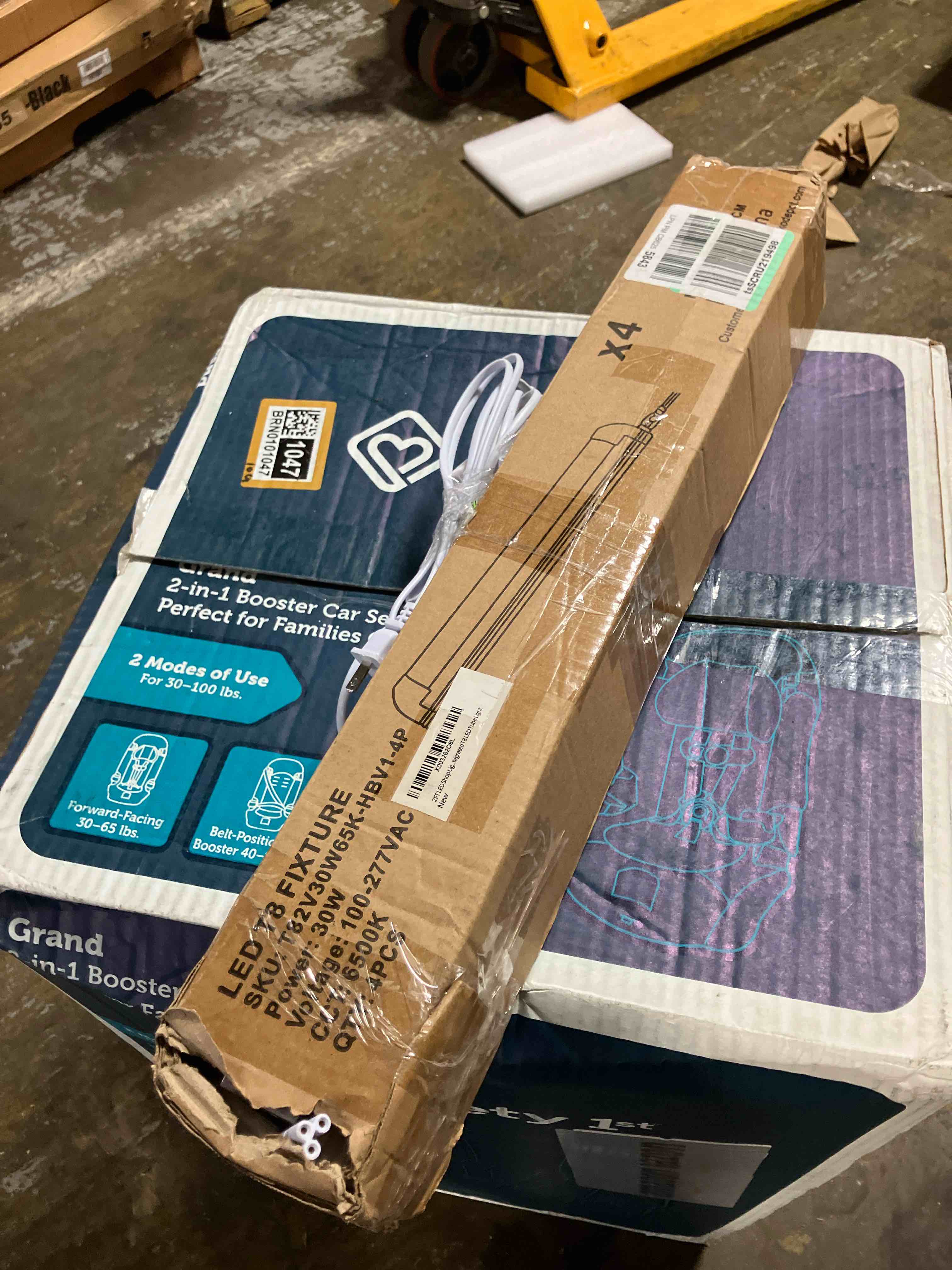 https://s3.amazonaws.com/lotting-images-prod/phillipi/TEA0086373_1727447082712.jpeg
