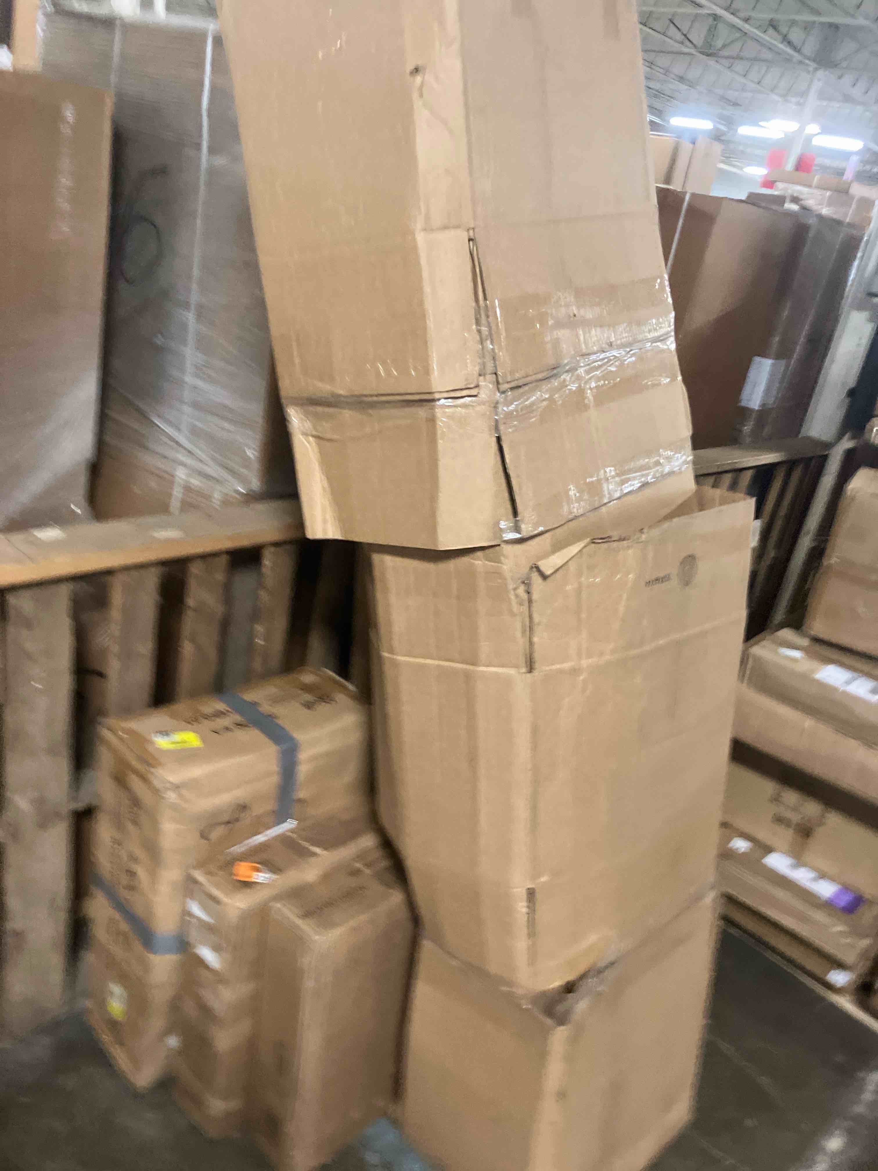 https://s3.amazonaws.com/lotting-images-prod/phillipi/TEA0086823_1727292771393.jpeg