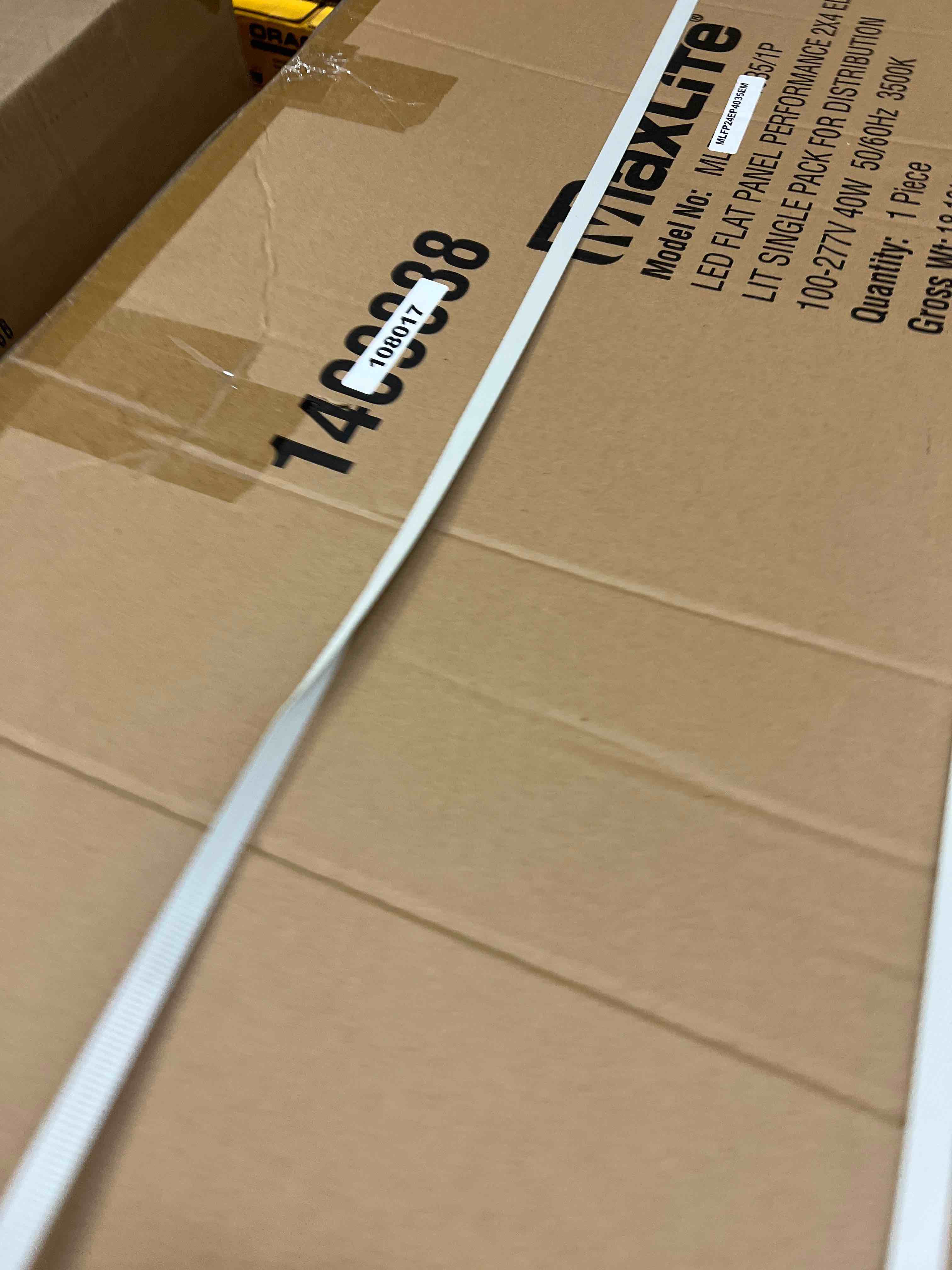 https://s3.amazonaws.com/lotting-images-prod/phillipi/TEA0086996_1727271424275.jpeg