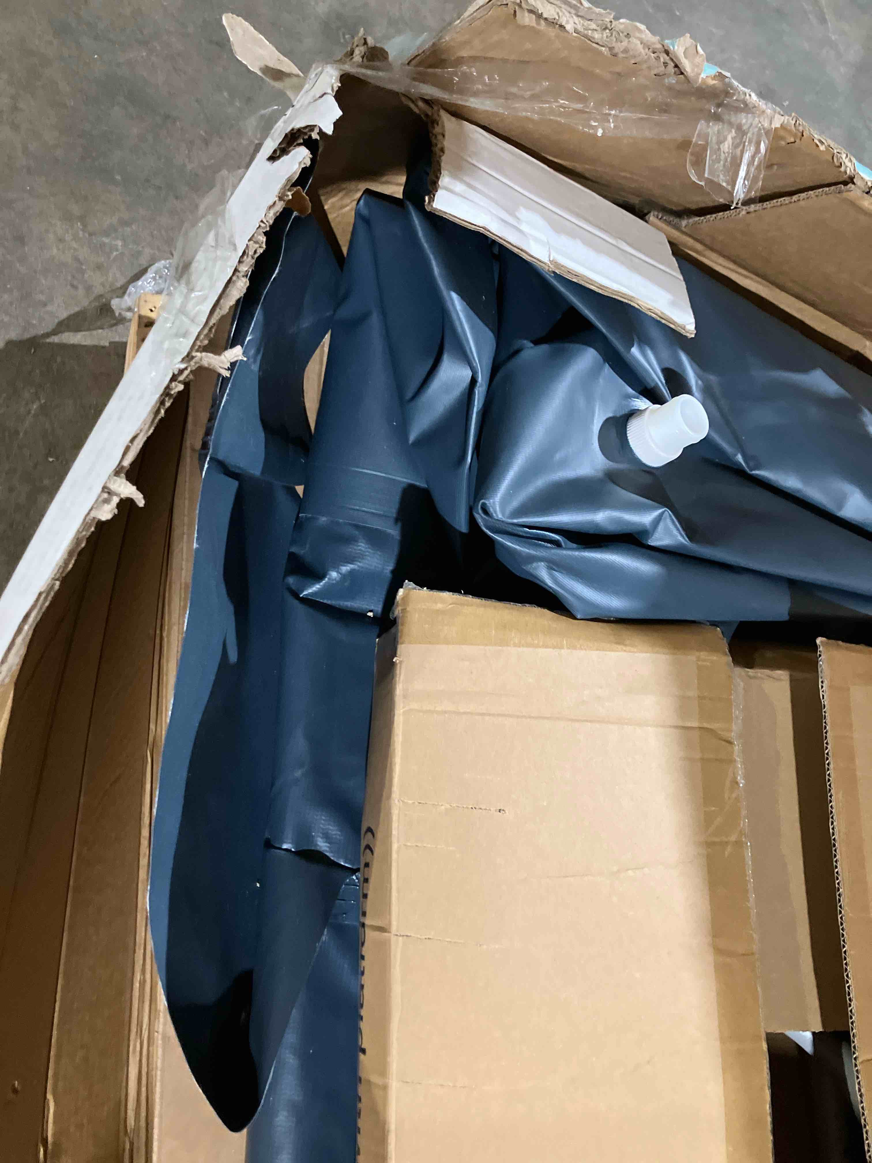 https://s3.amazonaws.com/lotting-images-prod/phillipi/TEA0087172_1726768794042.jpeg