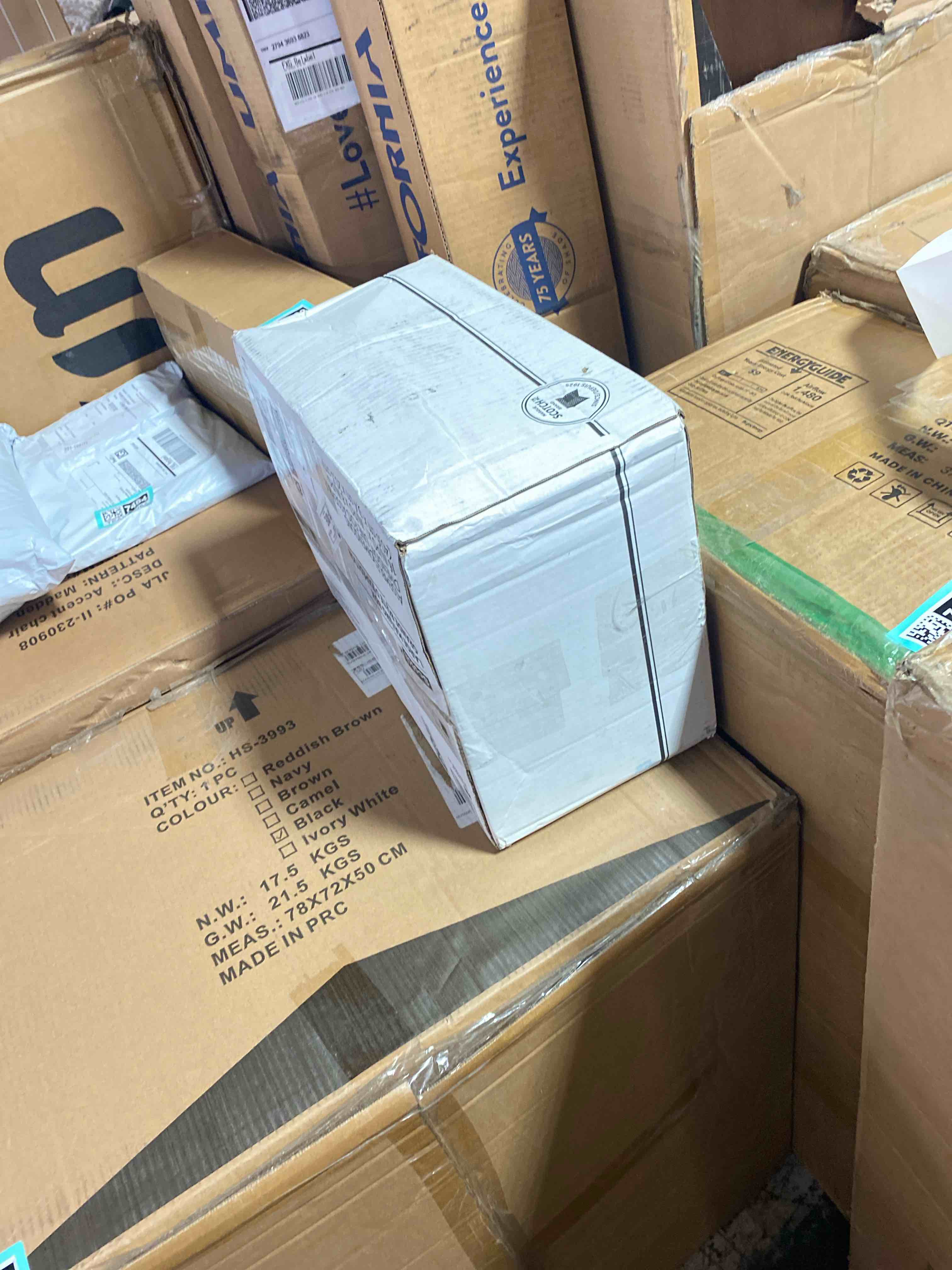 https://s3.amazonaws.com/lotting-images-prod/phillipi/TEA0087466_1726766328295.jpeg