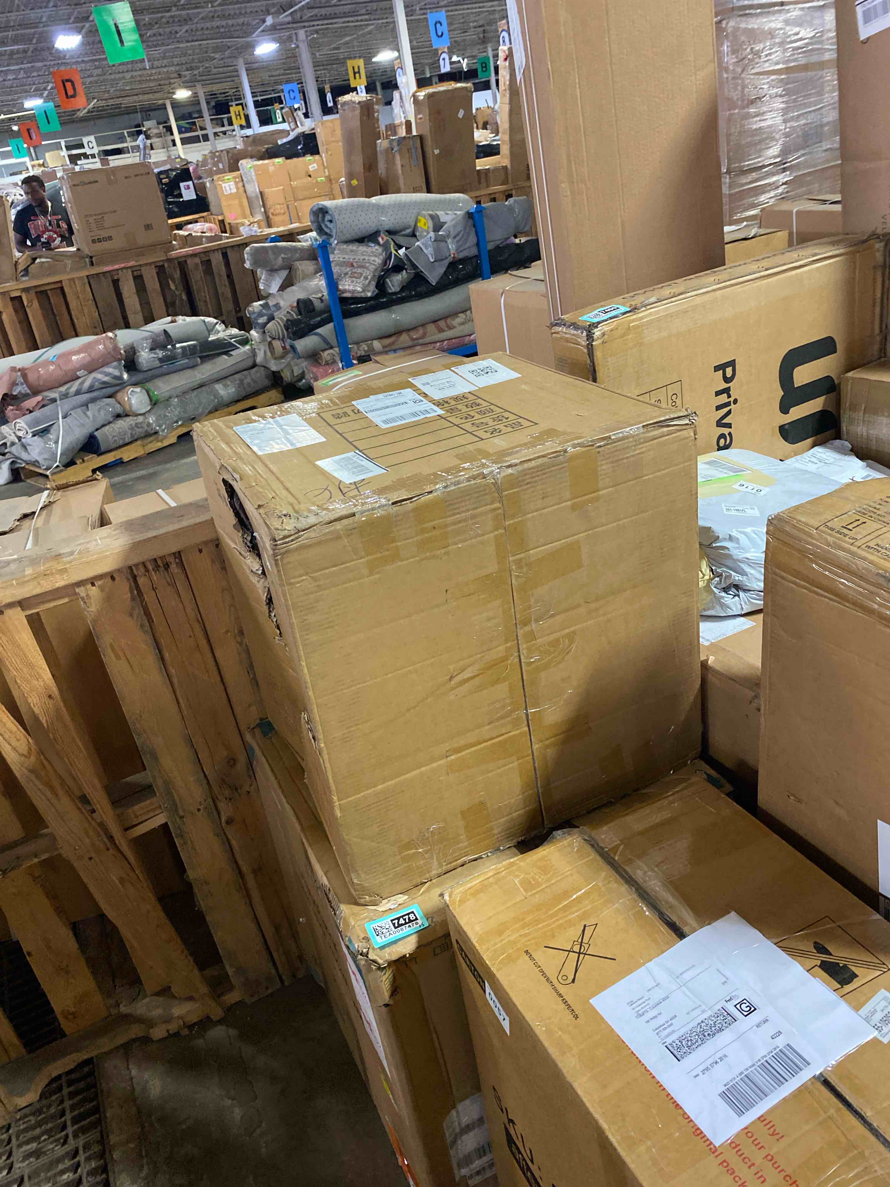 https://s3.amazonaws.com/lotting-images-prod/phillipi/TEA0087480_1726767879577.jpeg