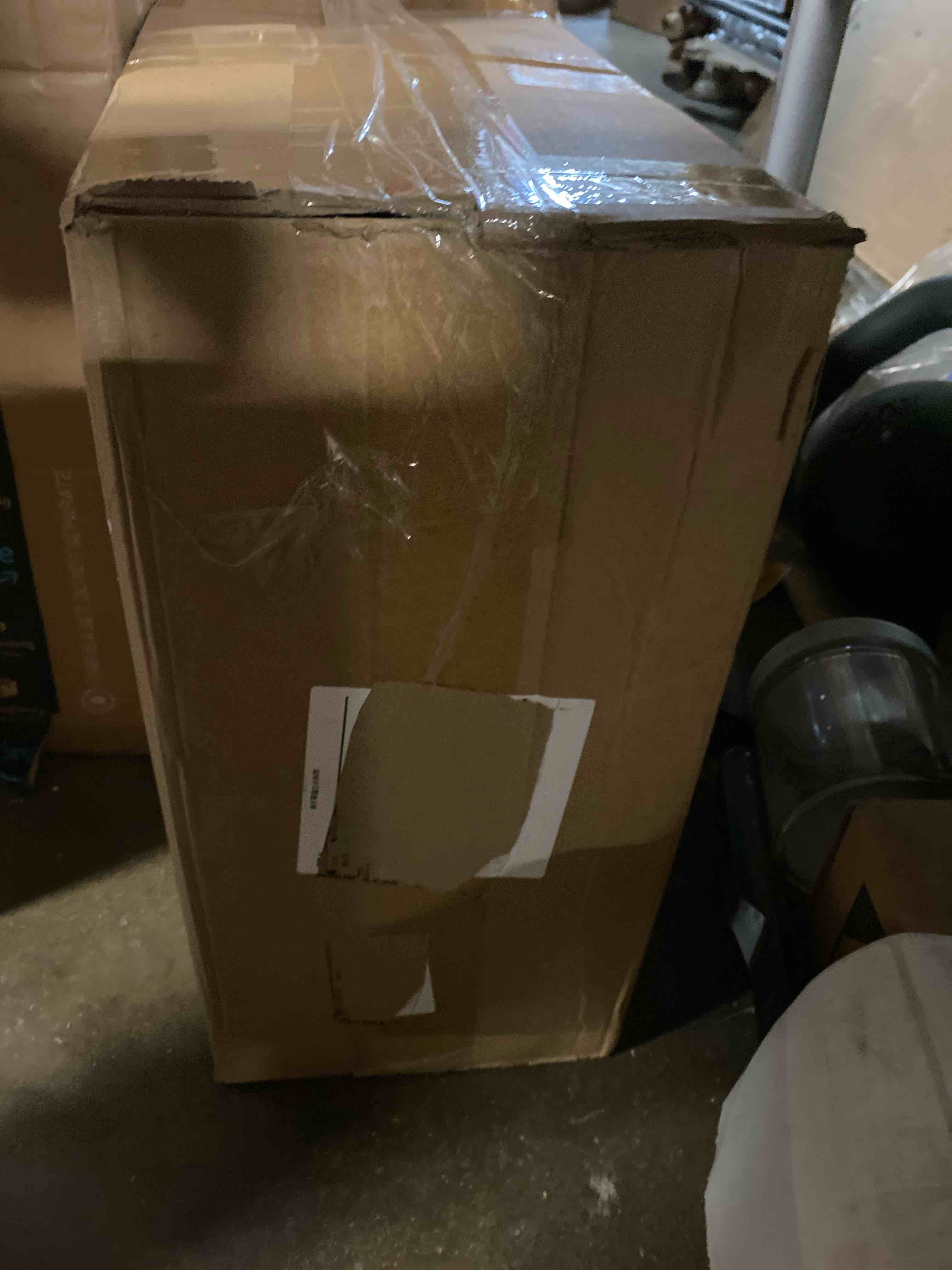 https://s3.amazonaws.com/lotting-images-prod/phillipi/TEA0087915_1727379409855.jpeg