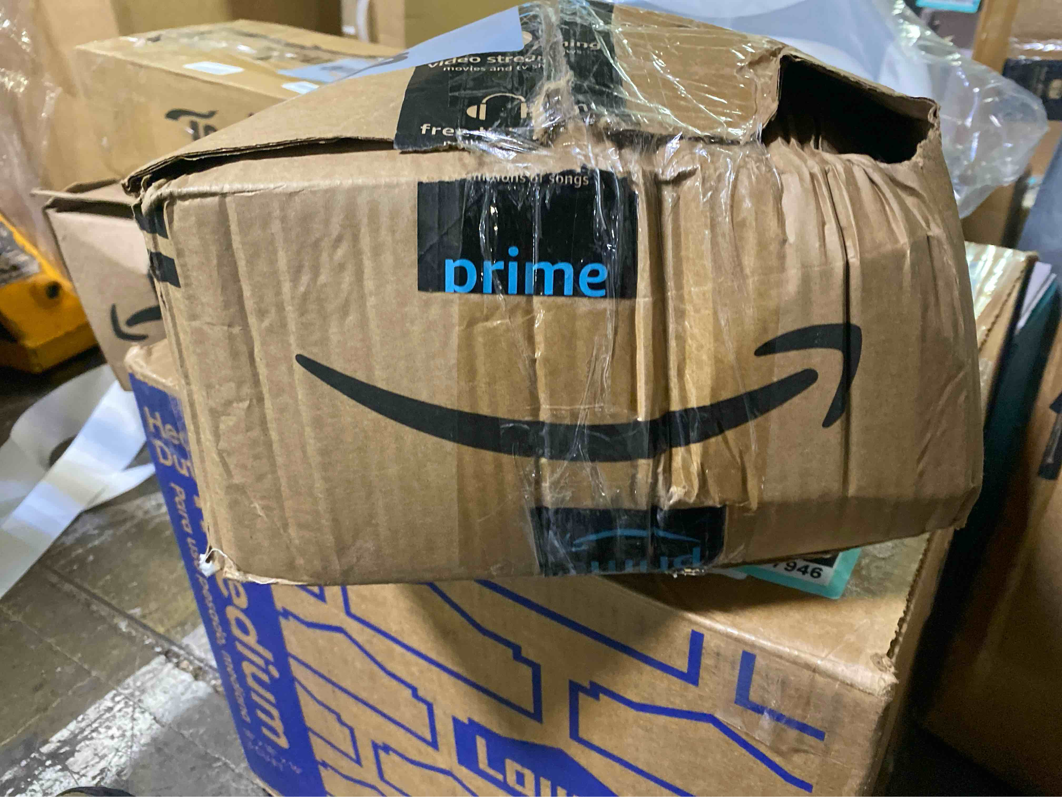 https://s3.amazonaws.com/lotting-images-prod/phillipi/TEA0087948_1728657752653.jpeg