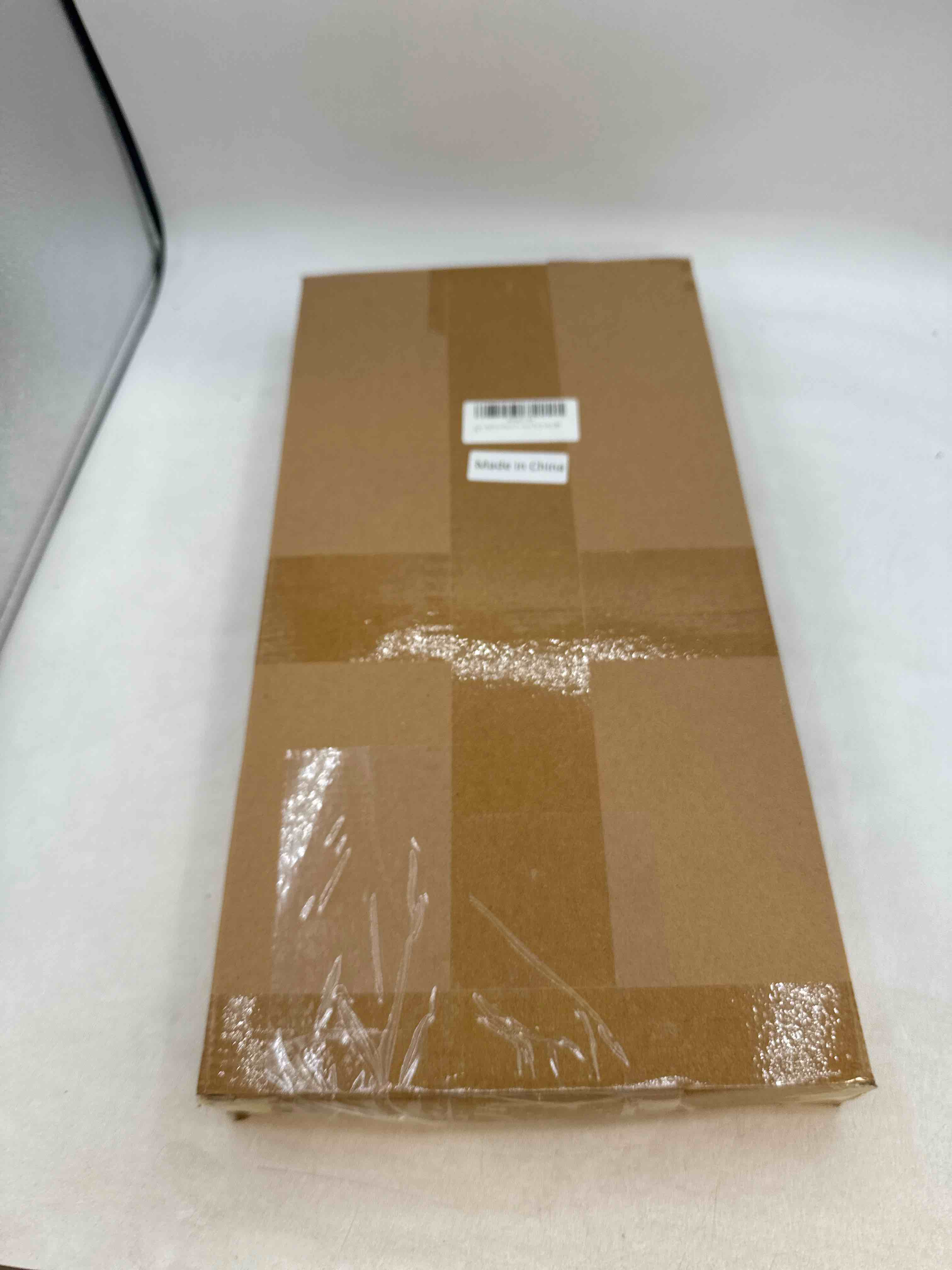 https://s3.amazonaws.com/lotting-images-prod/phillipi/TEA0089695_1724939904409.jpeg