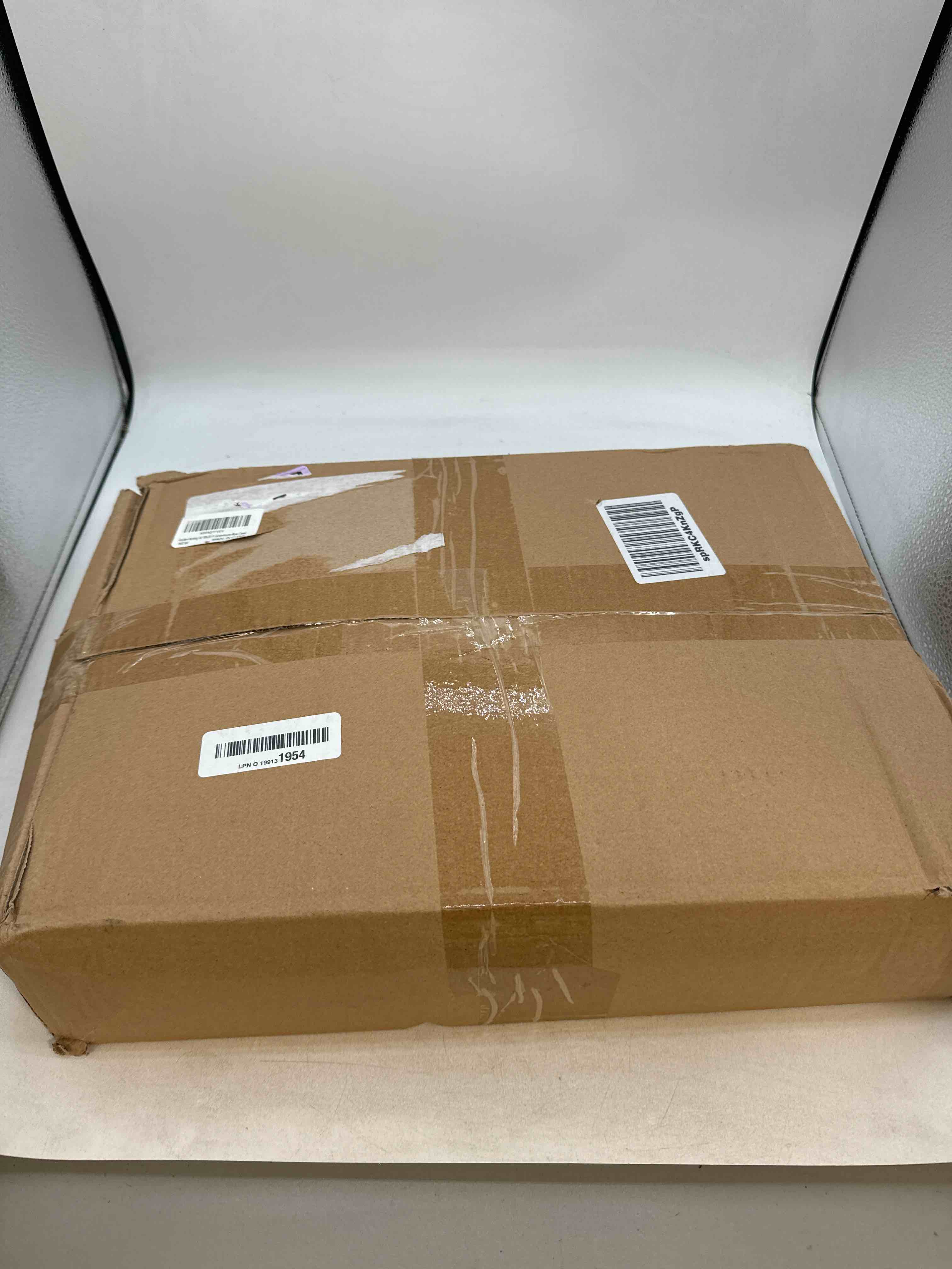 https://s3.amazonaws.com/lotting-images-prod/phillipi/TEA0089775_1724866242619.jpeg