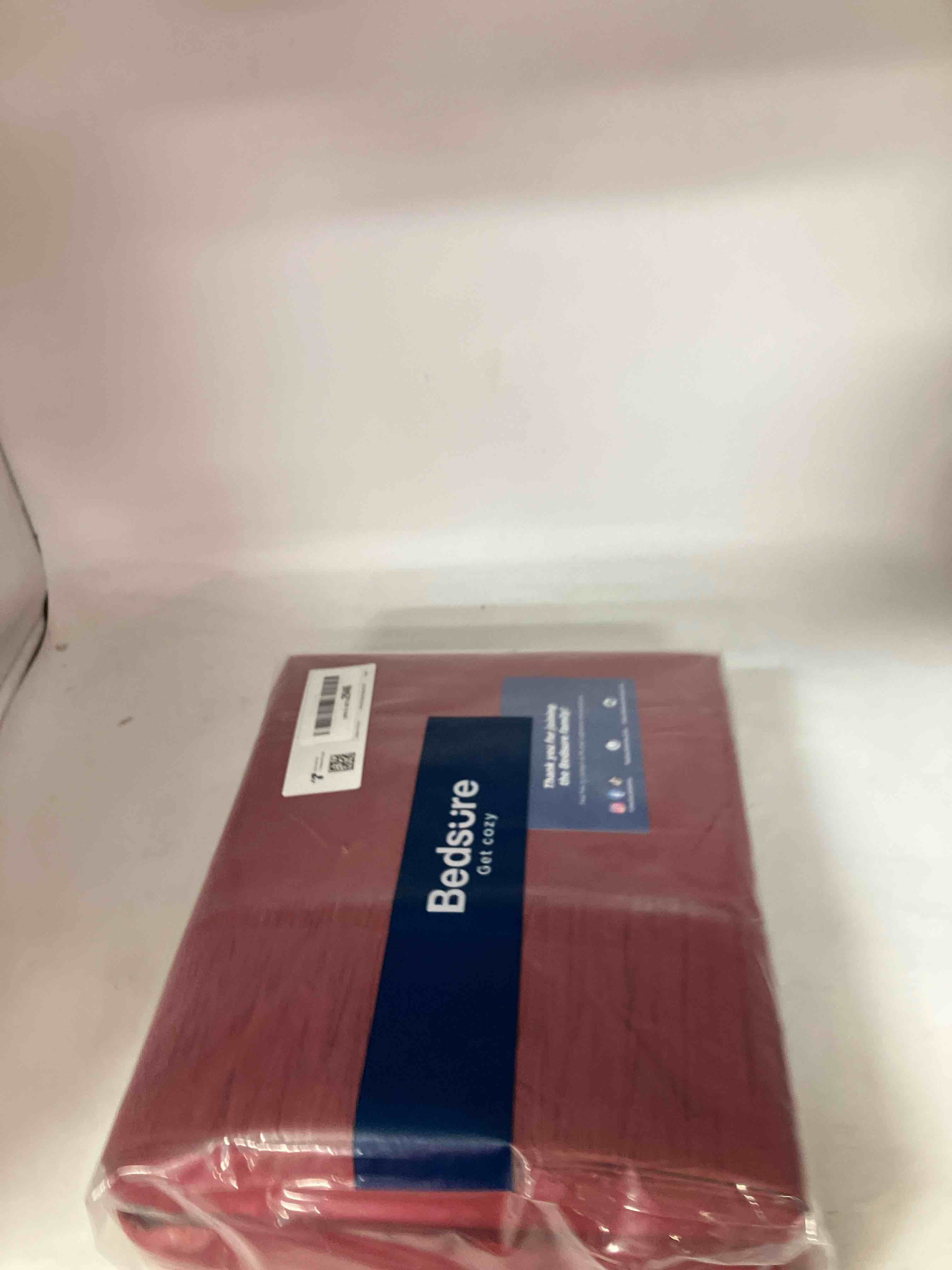 https://s3.amazonaws.com/lotting-images-prod/phillipi/TEA0089818_1724863505907.jpeg