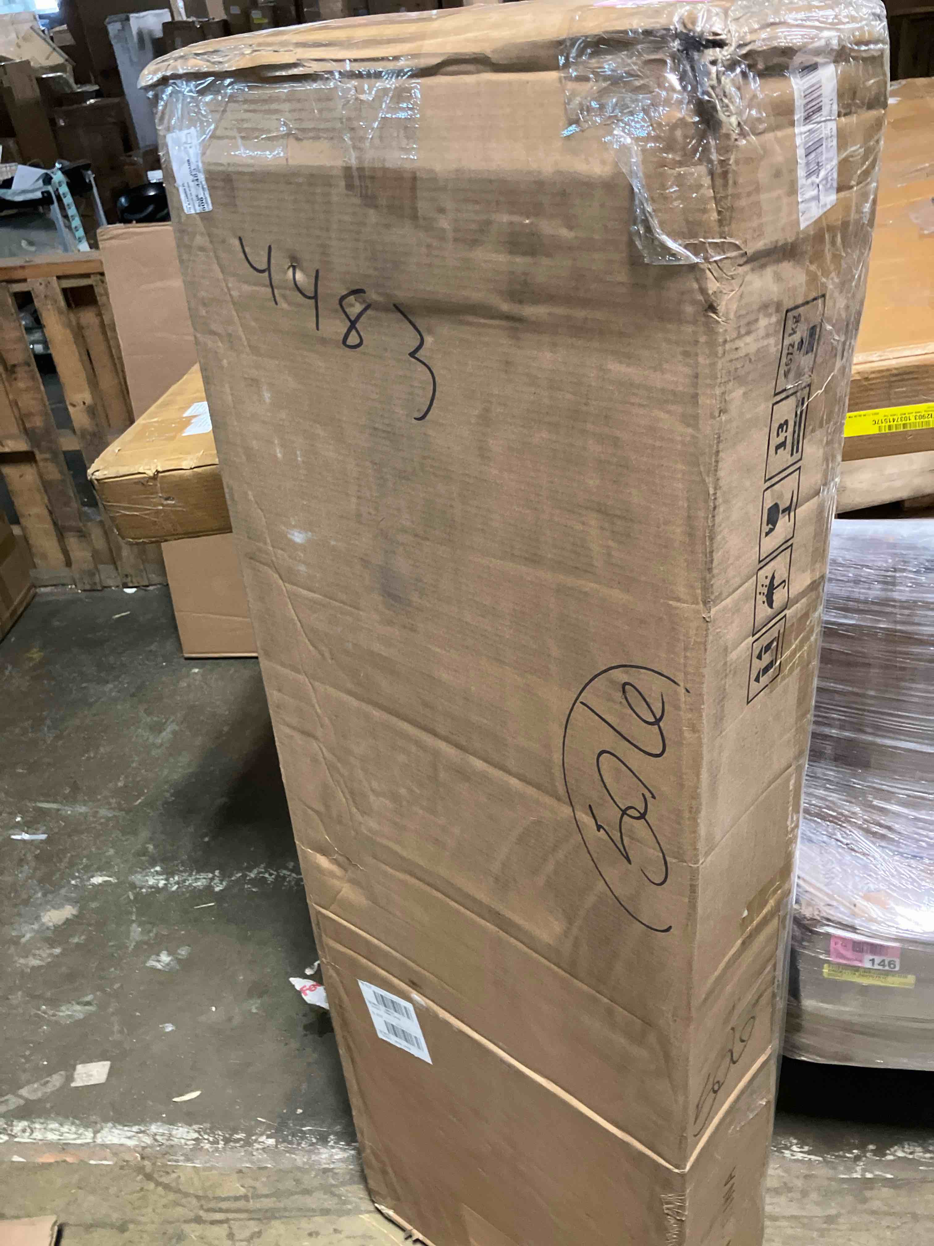 https://s3.amazonaws.com/lotting-images-prod/phillipi/TEA1200563_1739983428239.jpeg
