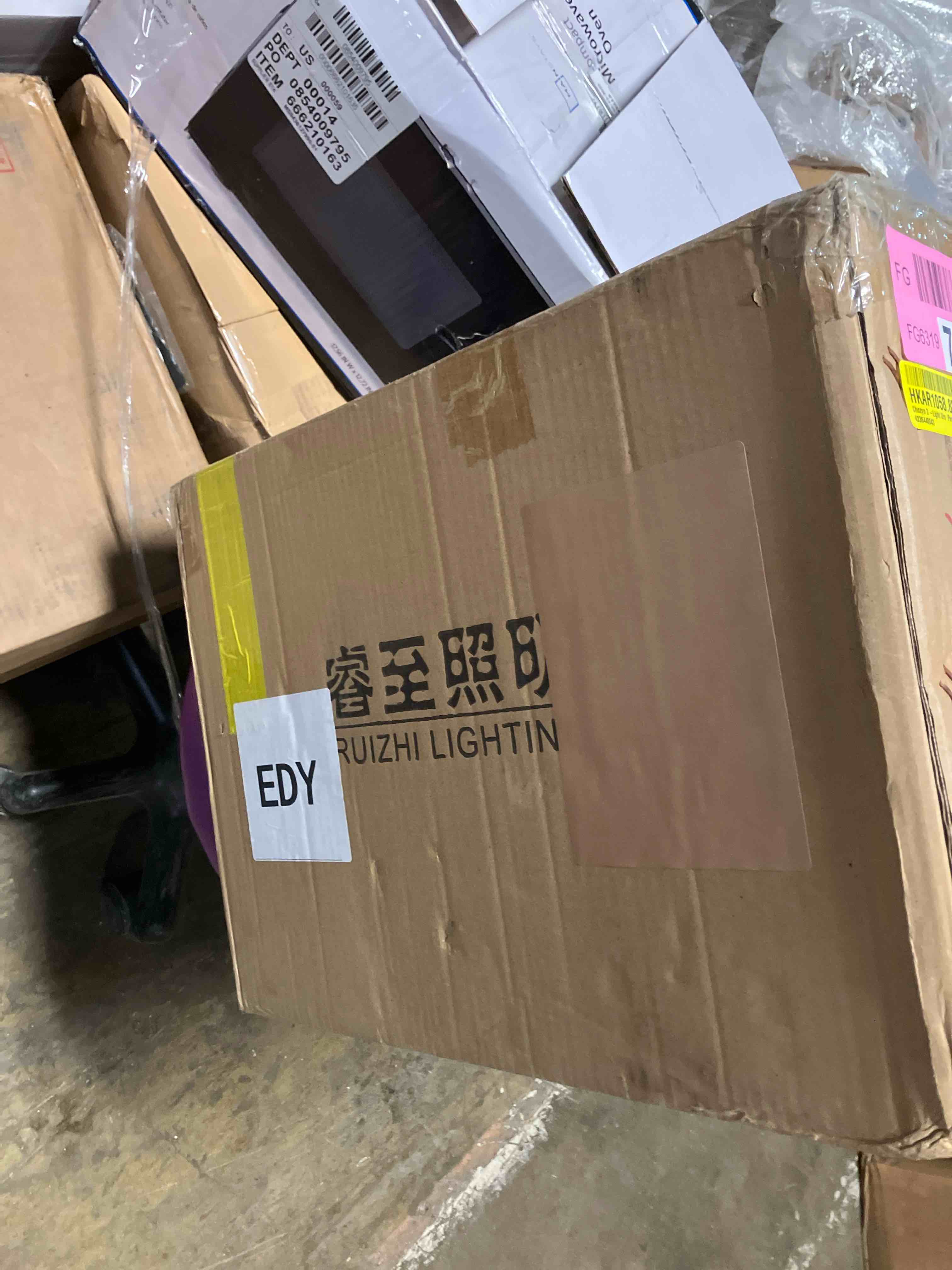 https://s3.amazonaws.com/lotting-images-prod/phillipi/TEA1200585_1739991578702.jpeg