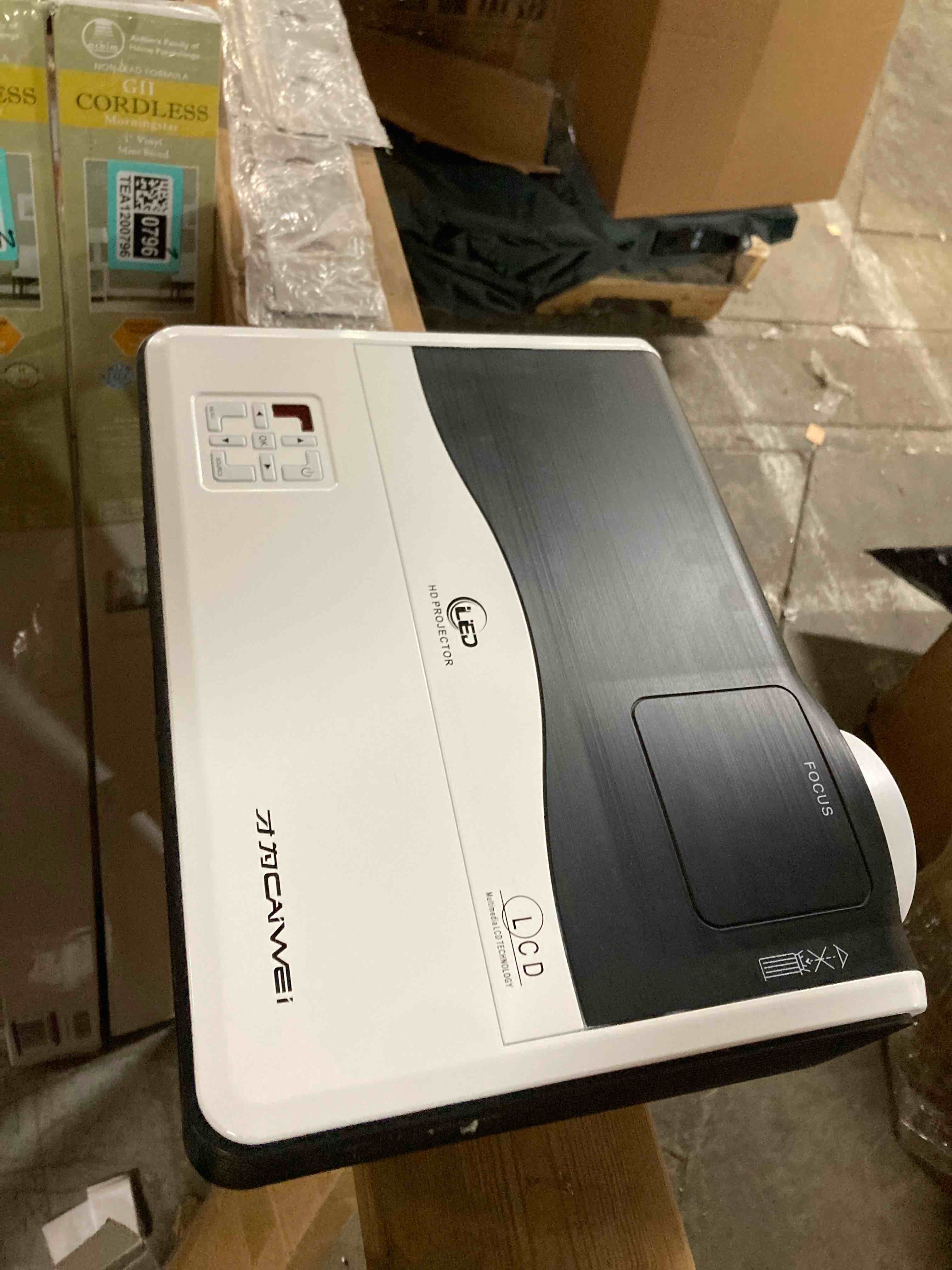 https://s3.amazonaws.com/lotting-images-prod/phillipi/TEA1200793_1740072648133.jpeg