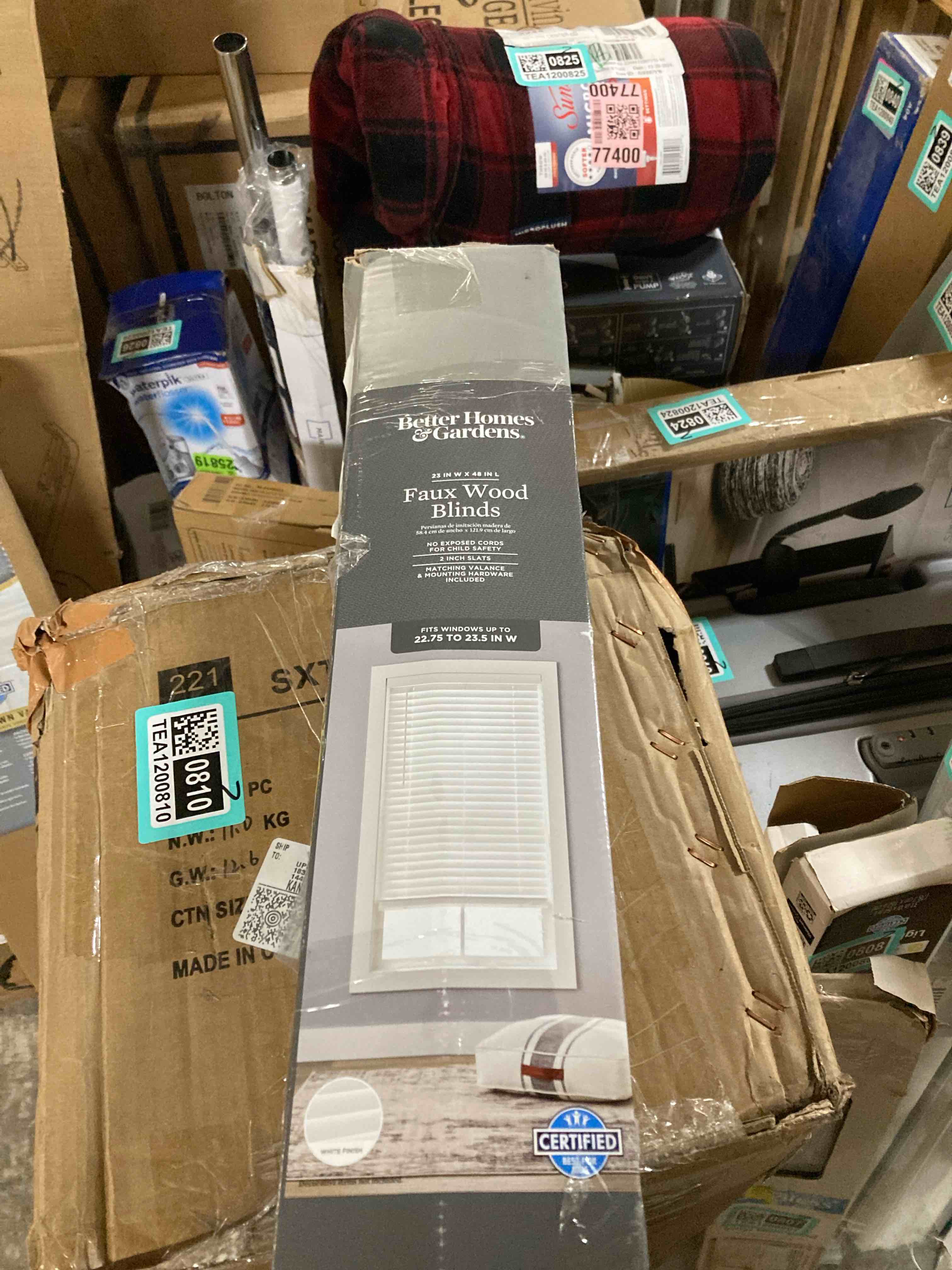 https://s3.amazonaws.com/lotting-images-prod/phillipi/TEA1200805_1740071512463.jpeg