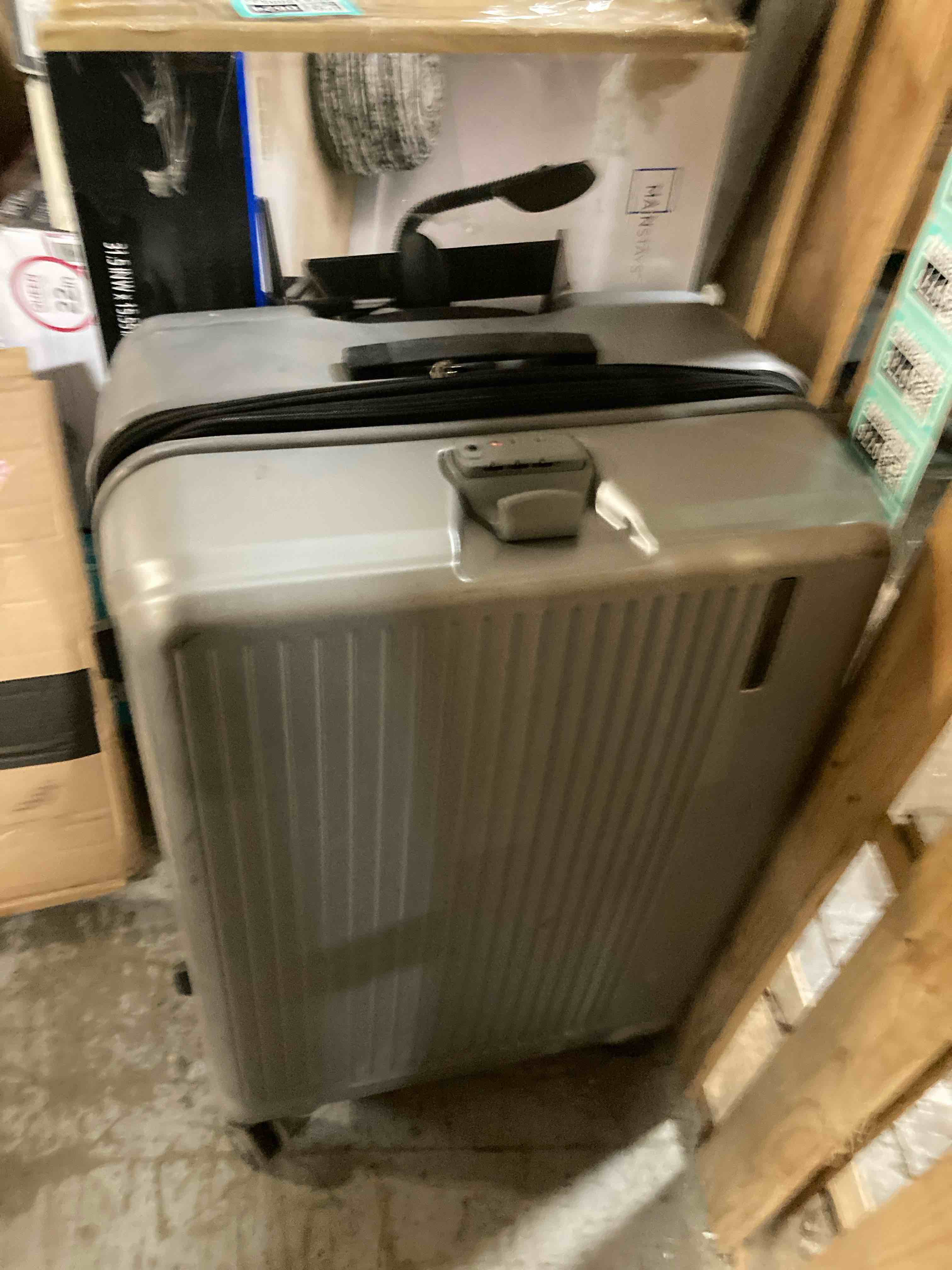 https://s3.amazonaws.com/lotting-images-prod/phillipi/TEA1200818_1740070244772.jpeg
