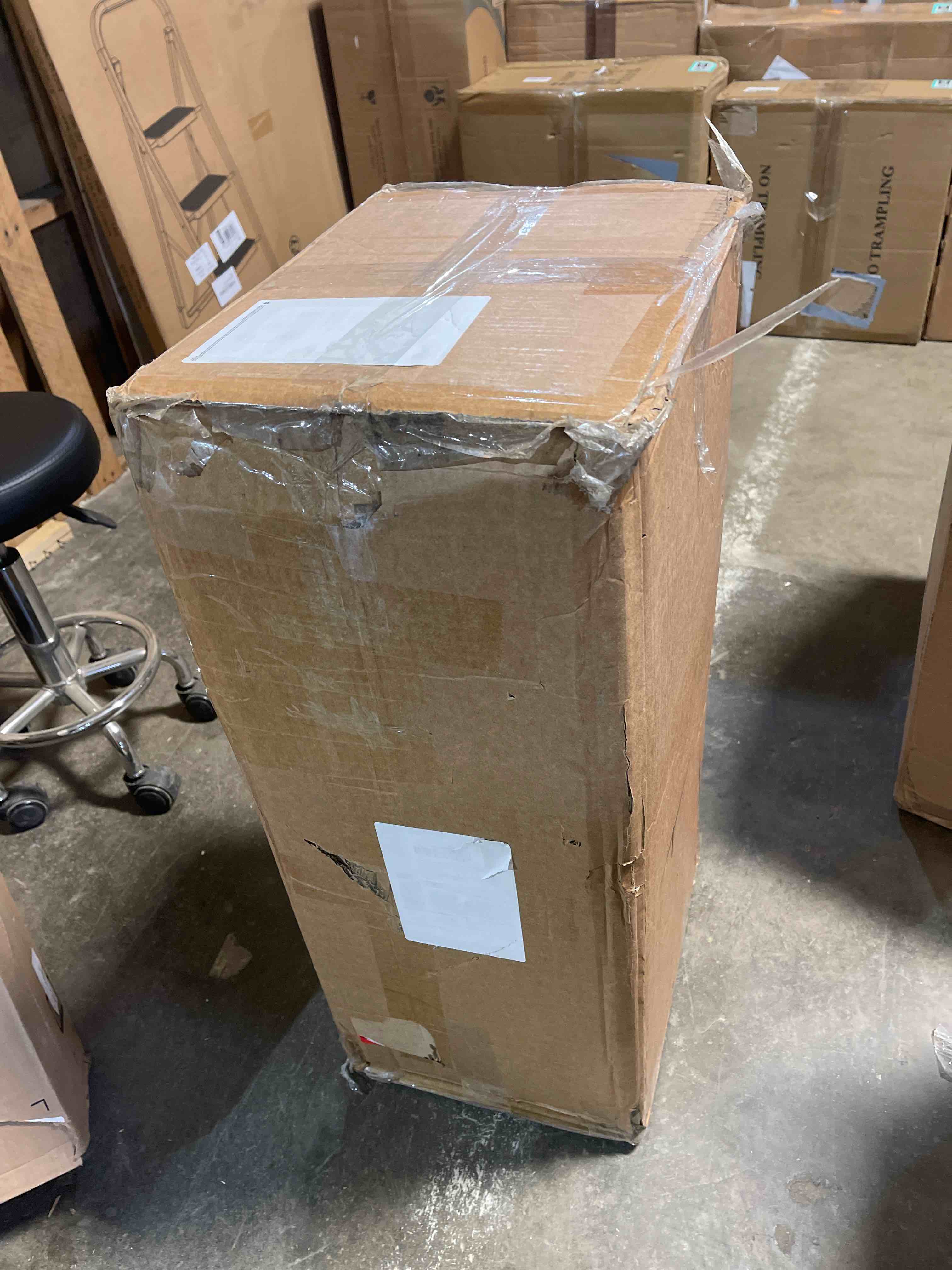 https://s3.amazonaws.com/lotting-images-prod/phillipi/TEA1201843_1742394613248.jpeg