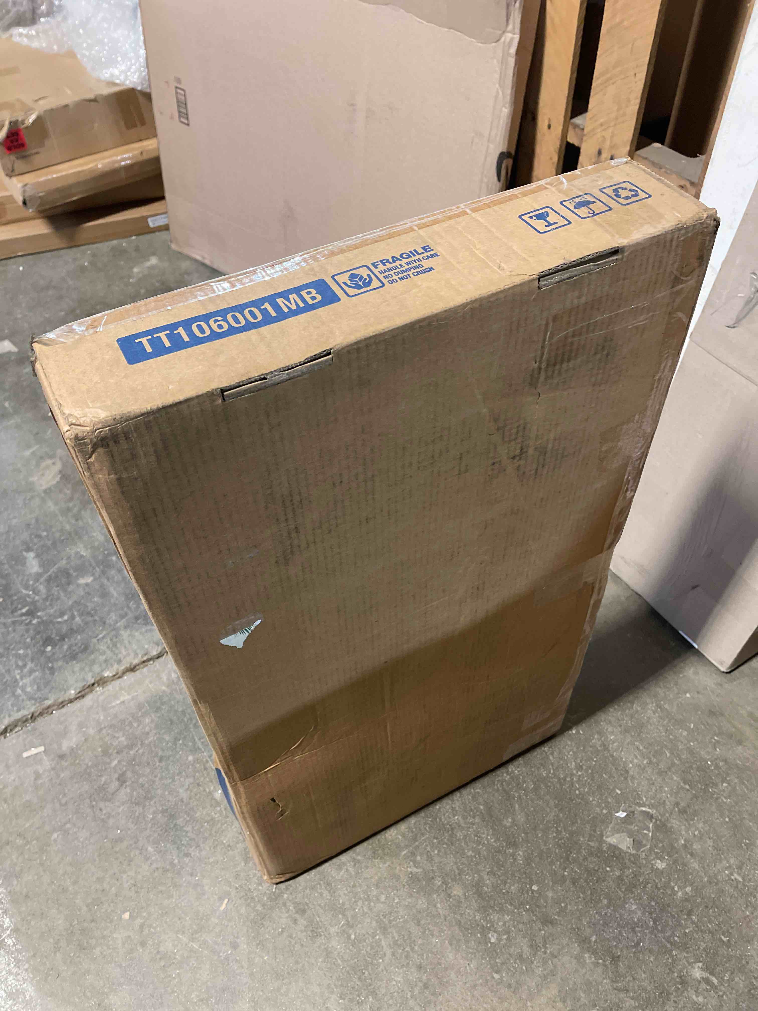 https://s3.amazonaws.com/lotting-images-prod/phillipi/TEA1201868_1742390408191.jpeg