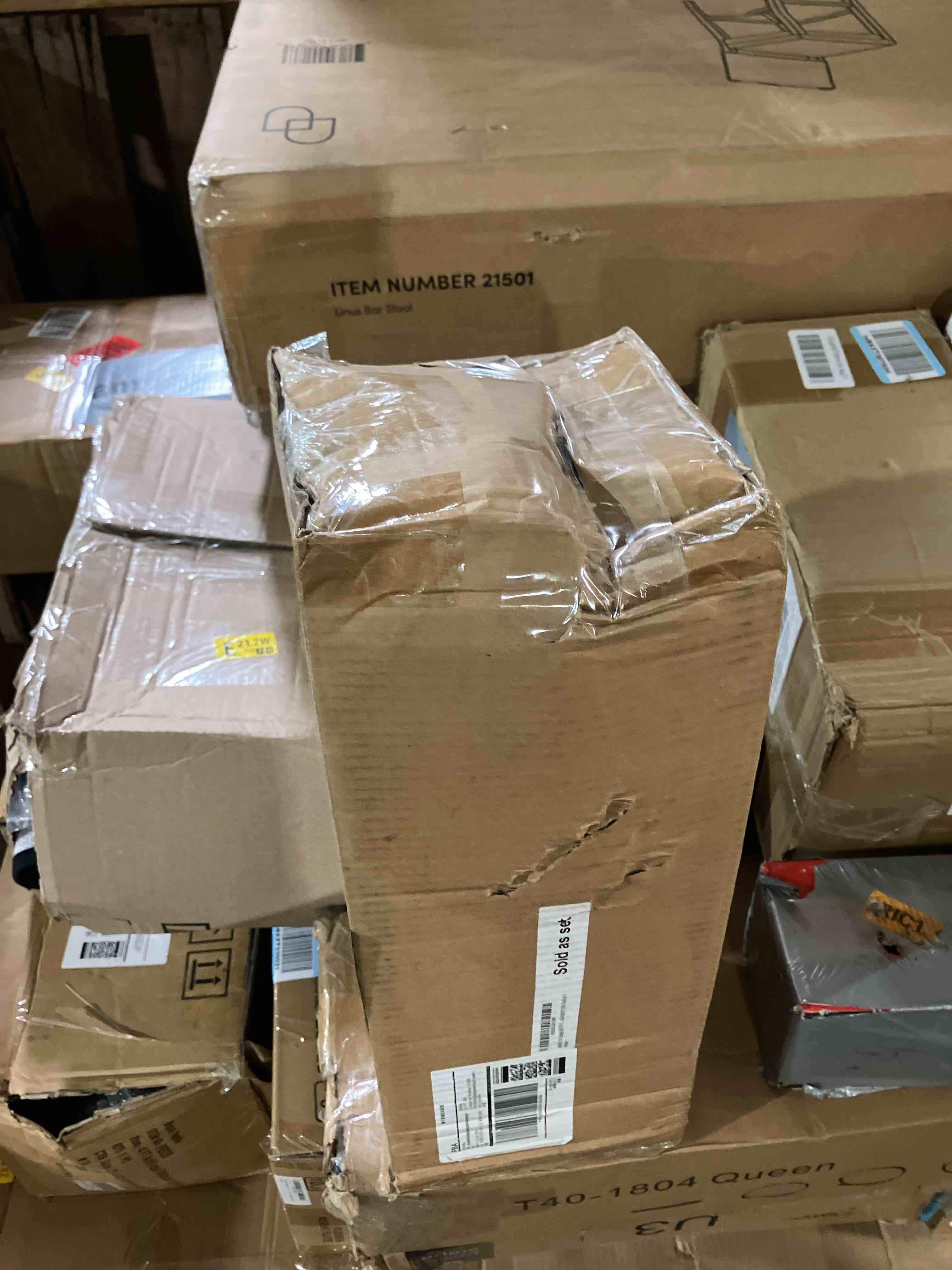 https://s3.amazonaws.com/lotting-images-prod/phillipi/TEA1202226_1742333131109.jpeg