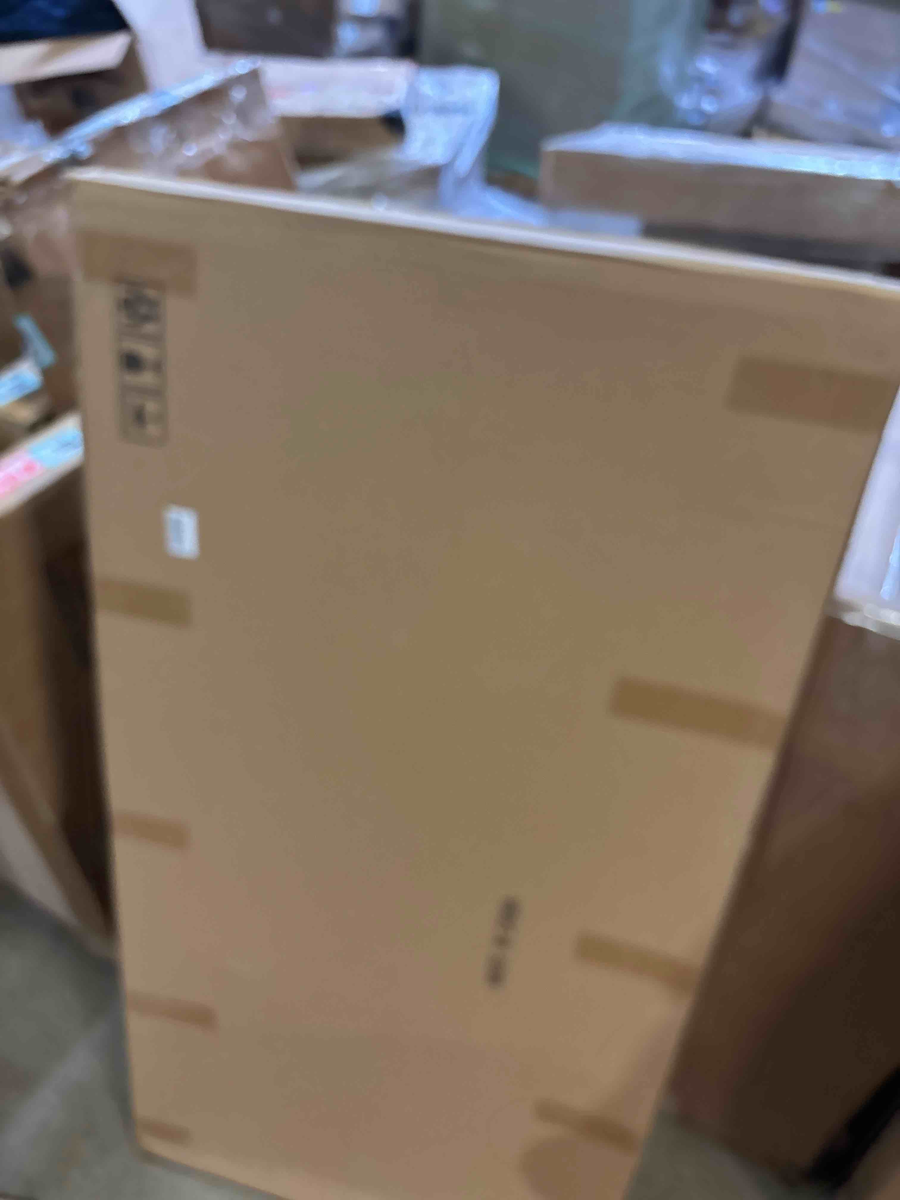https://s3.amazonaws.com/lotting-images-prod/phillipi/TEA1202504_1742416514072.jpeg